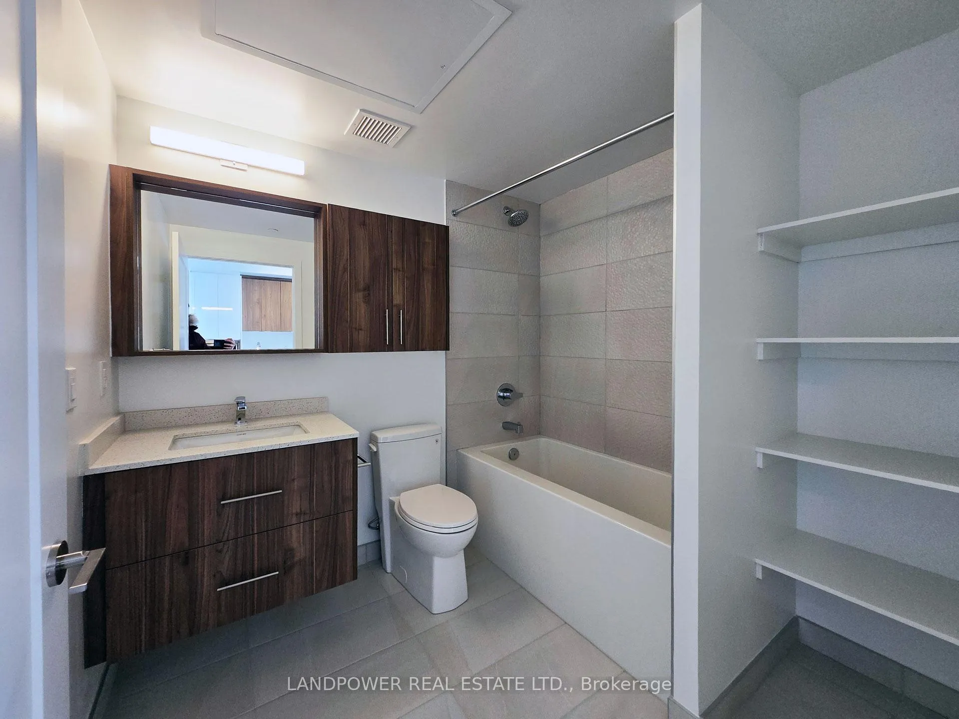 Photo 10 of Unit 1607, 9763 Markham Road, Markham, Greensborough — HOMEH