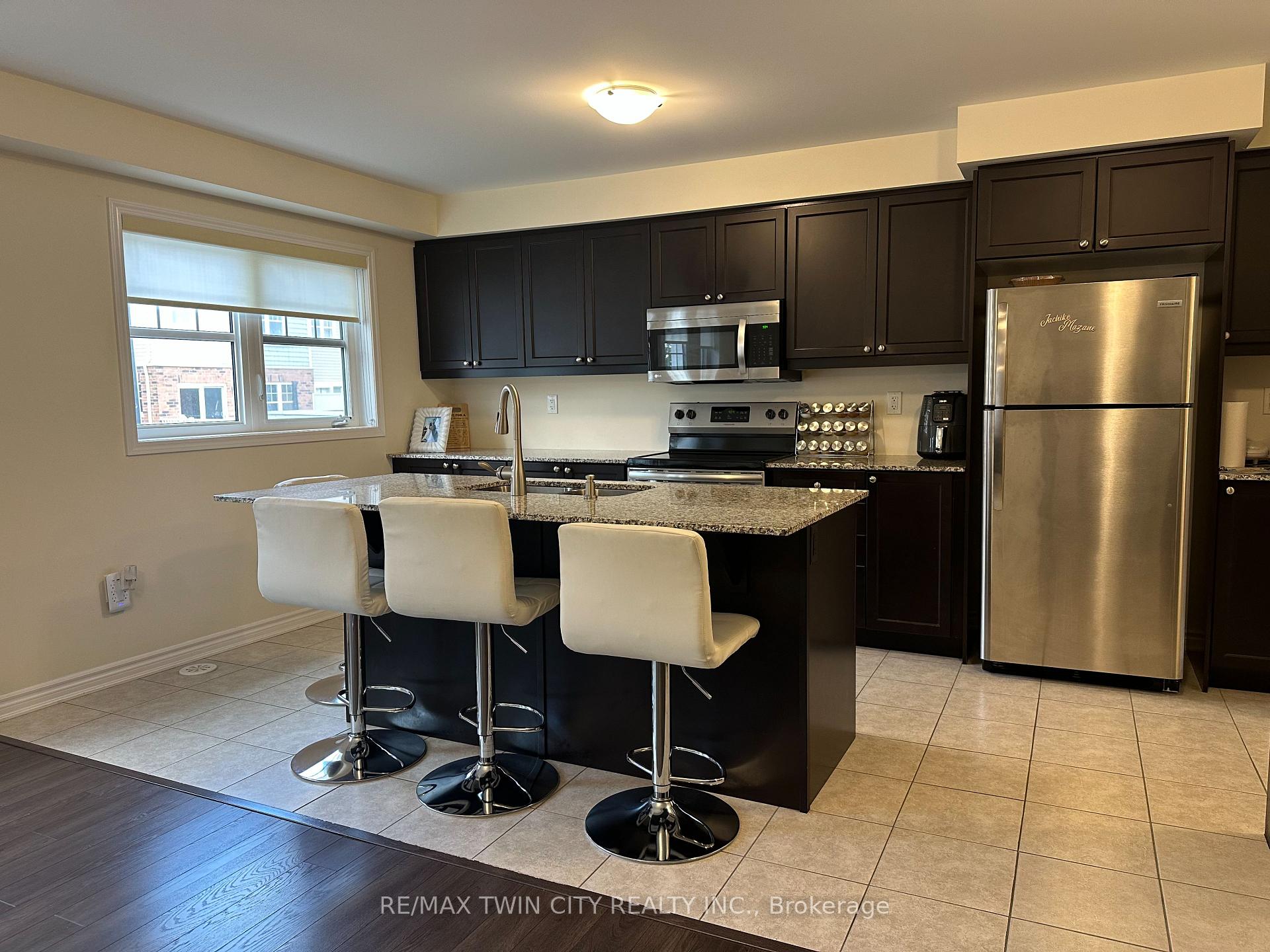 Photo 2 of 209 Netherby Lane, Kitchener, Rosenburg — HOMEH