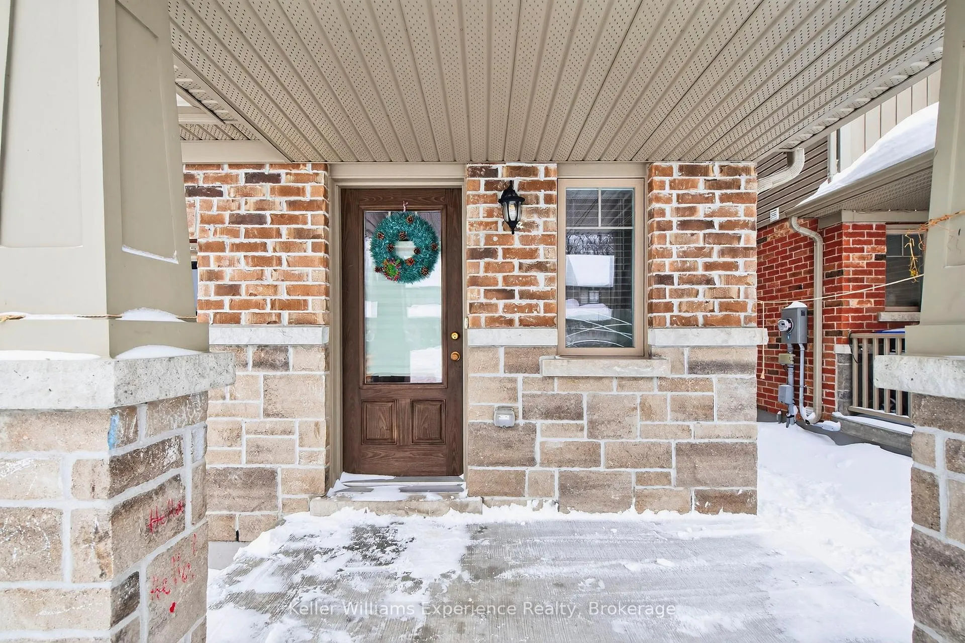 Photo 2 of 995 Cook Drive, Midland — HOMEH