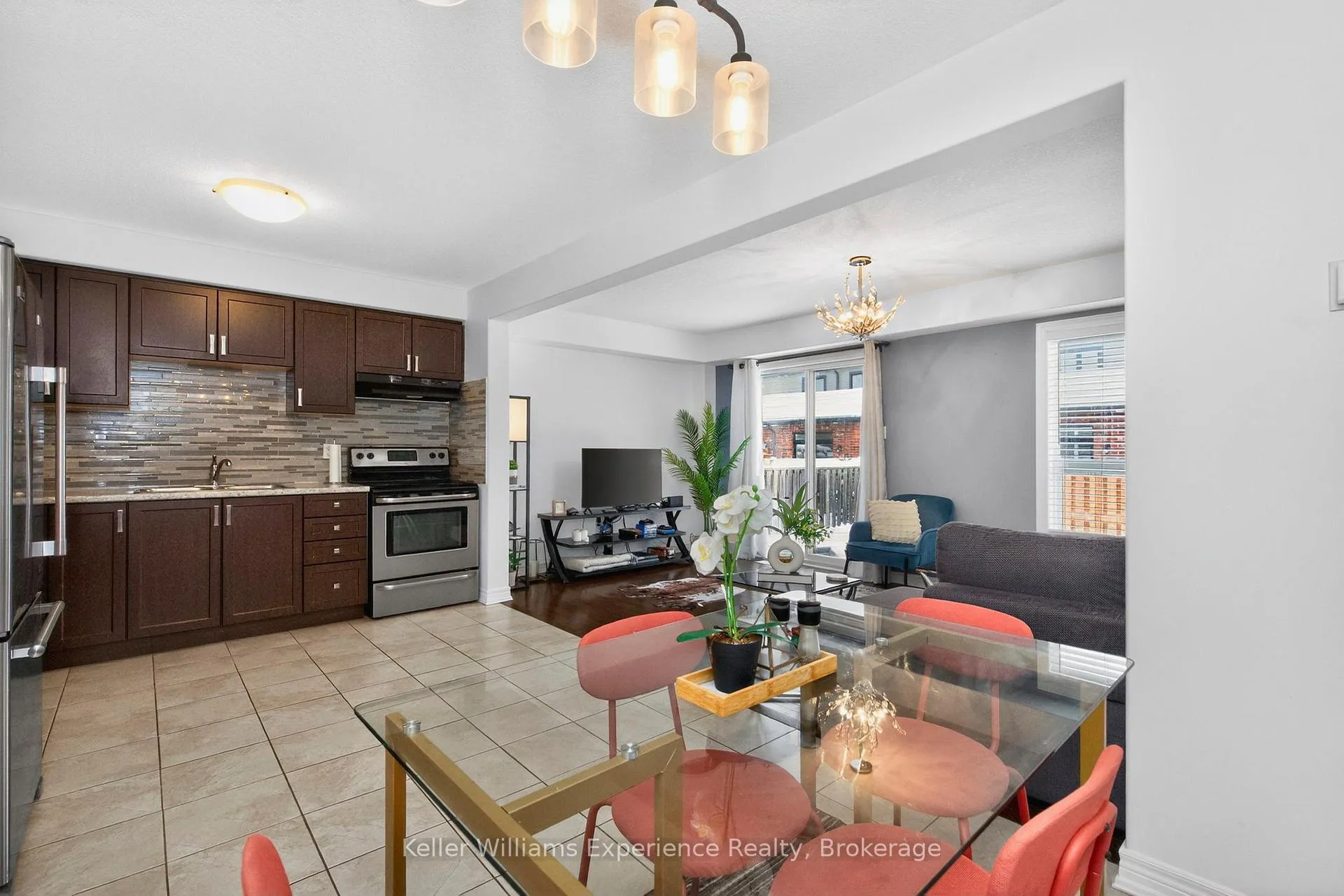Photo 9 of 995 Cook Drive, Midland — HOMEH