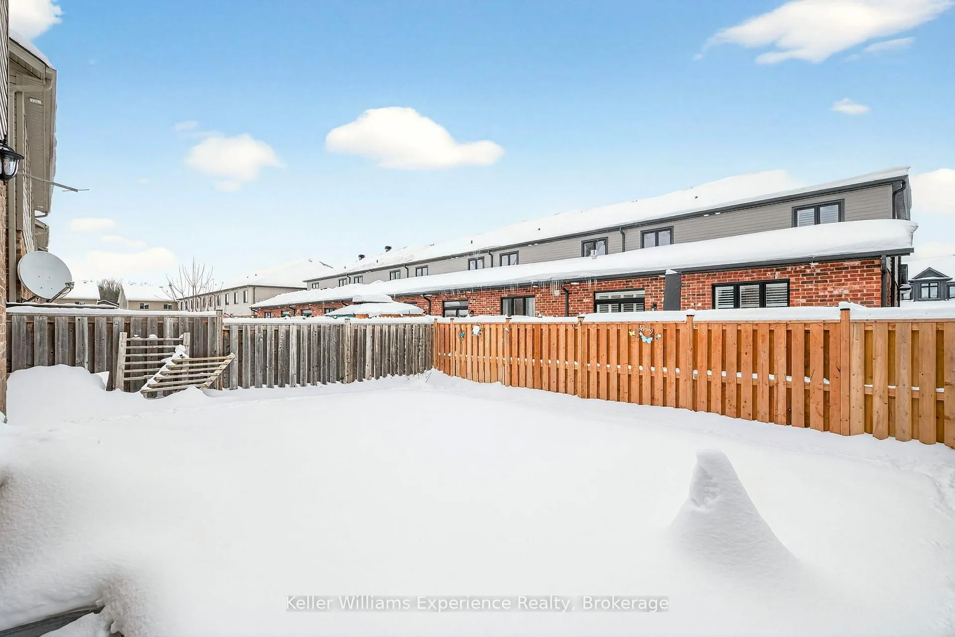 Photo 24 of 995 Cook Drive, Midland — HOMEH