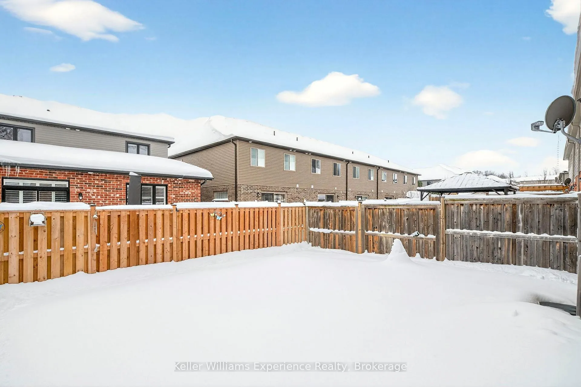 Photo 25 of 995 Cook Drive, Midland — HOMEH