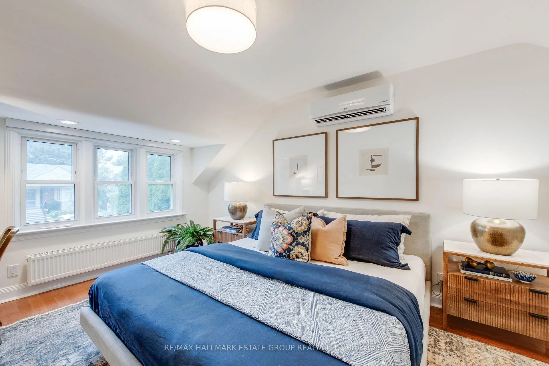 Photo 18 of 25 Flanders Road, Toronto, Humewood-Cedarvale — HOMEH