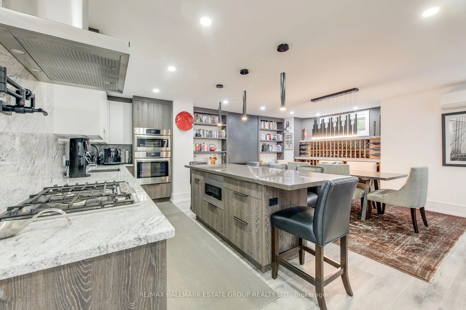 Photo 28 of 25 Flanders Road, Toronto, Humewood-Cedarvale — HOMEH