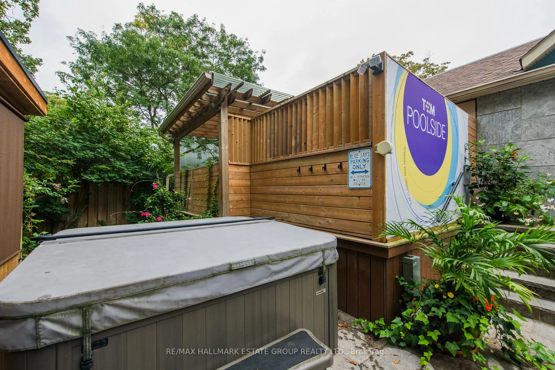 Photo 49 of 25 Flanders Road, Toronto, Humewood-Cedarvale — HOMEH