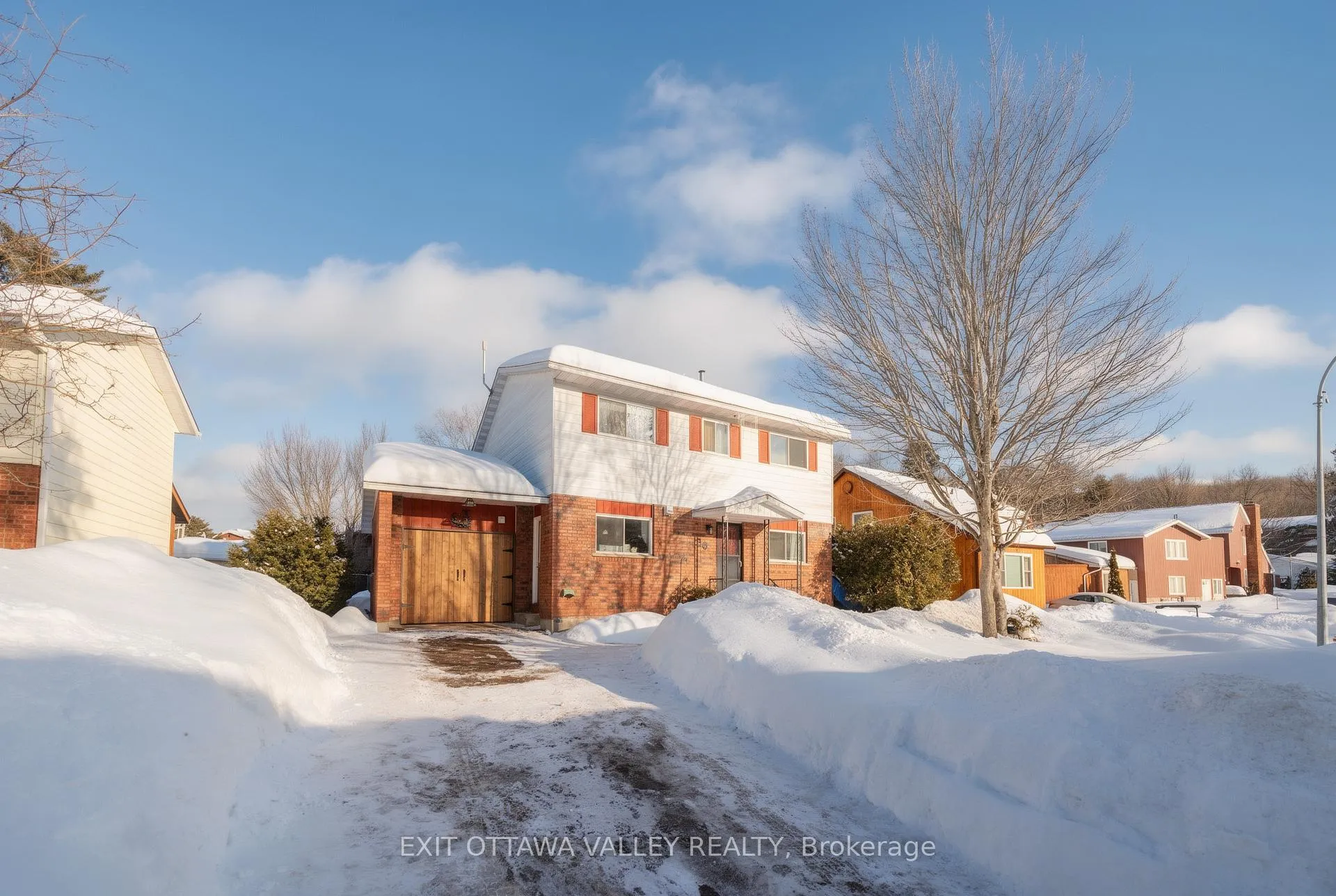Photo 1 of 38 Thomas Street, Deep River — HOMEH