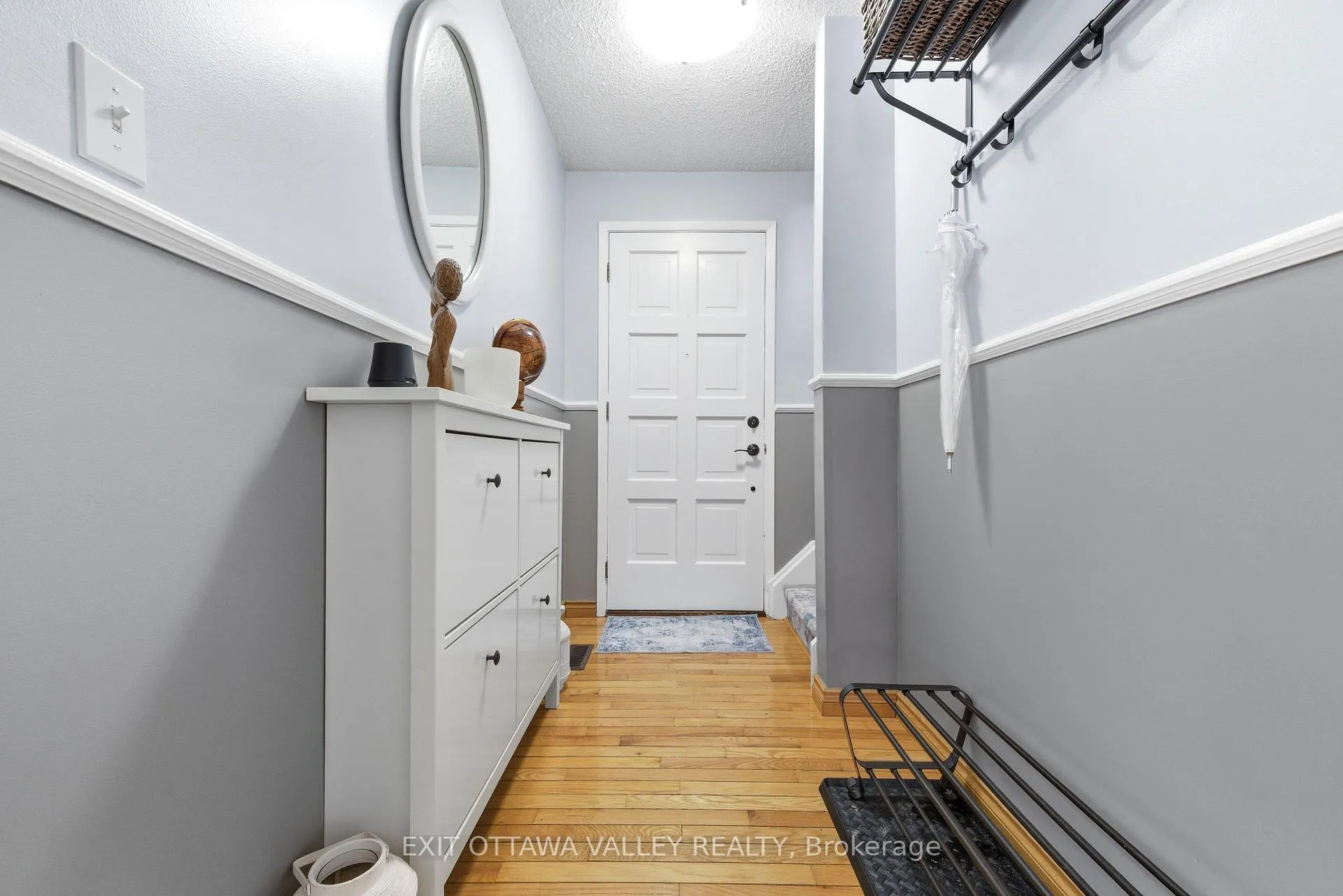 Photo 2 of 38 Thomas Street, Deep River — HOMEH