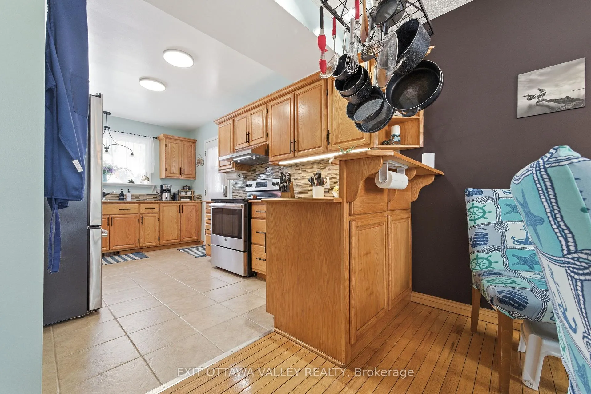 Photo 12 of 38 Thomas Street, Deep River — HOMEH