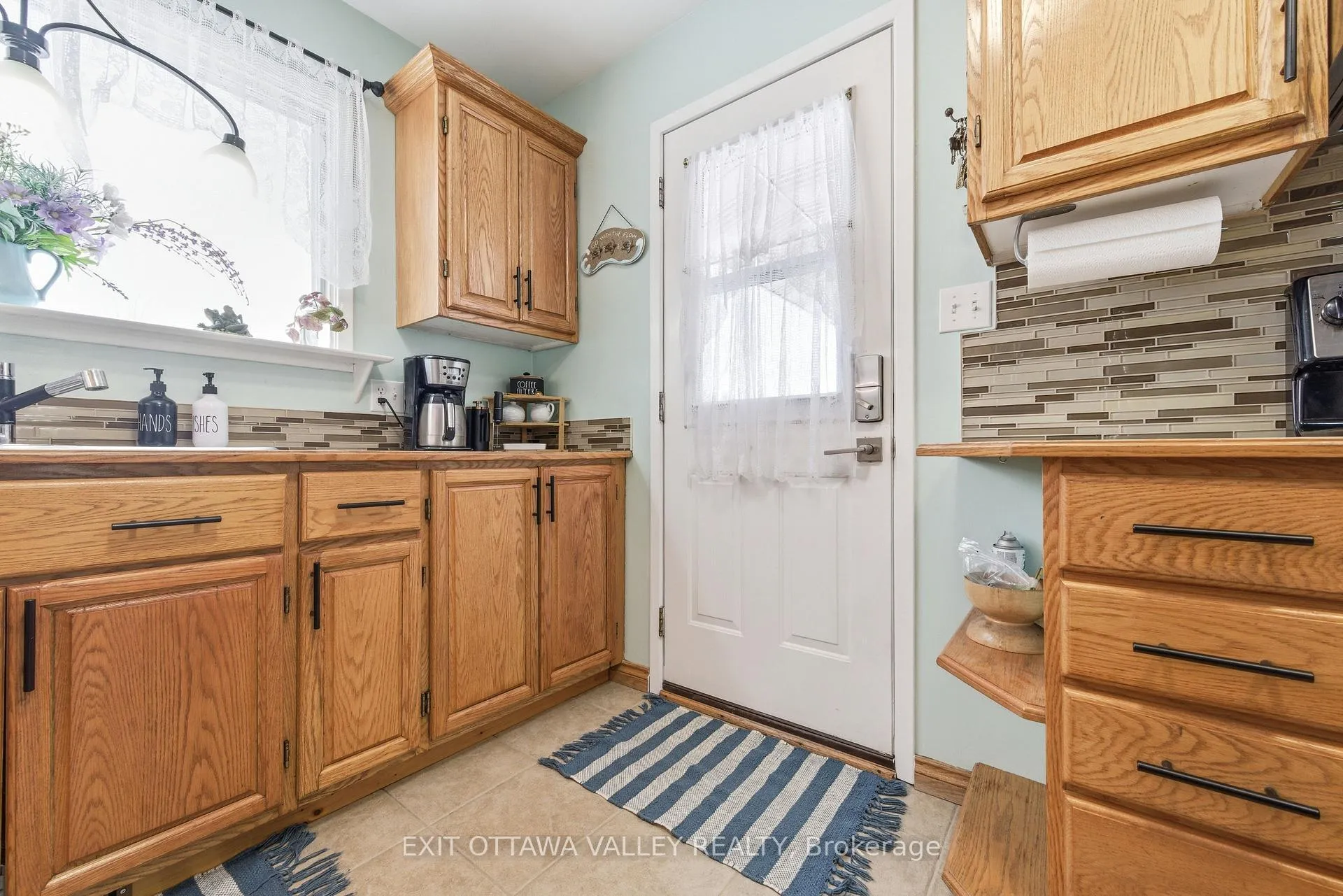 Photo 15 of 38 Thomas Street, Deep River — HOMEH