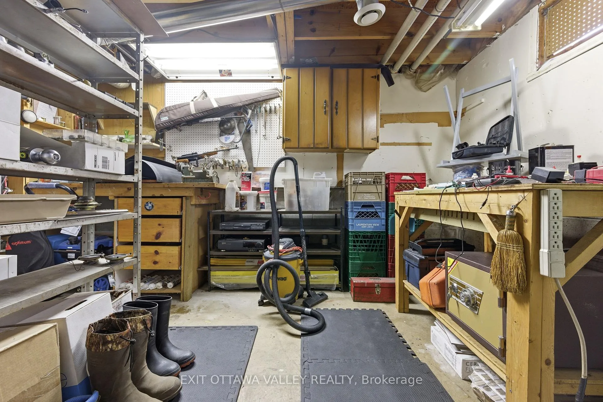 Photo 37 of 38 Thomas Street, Deep River — HOMEH