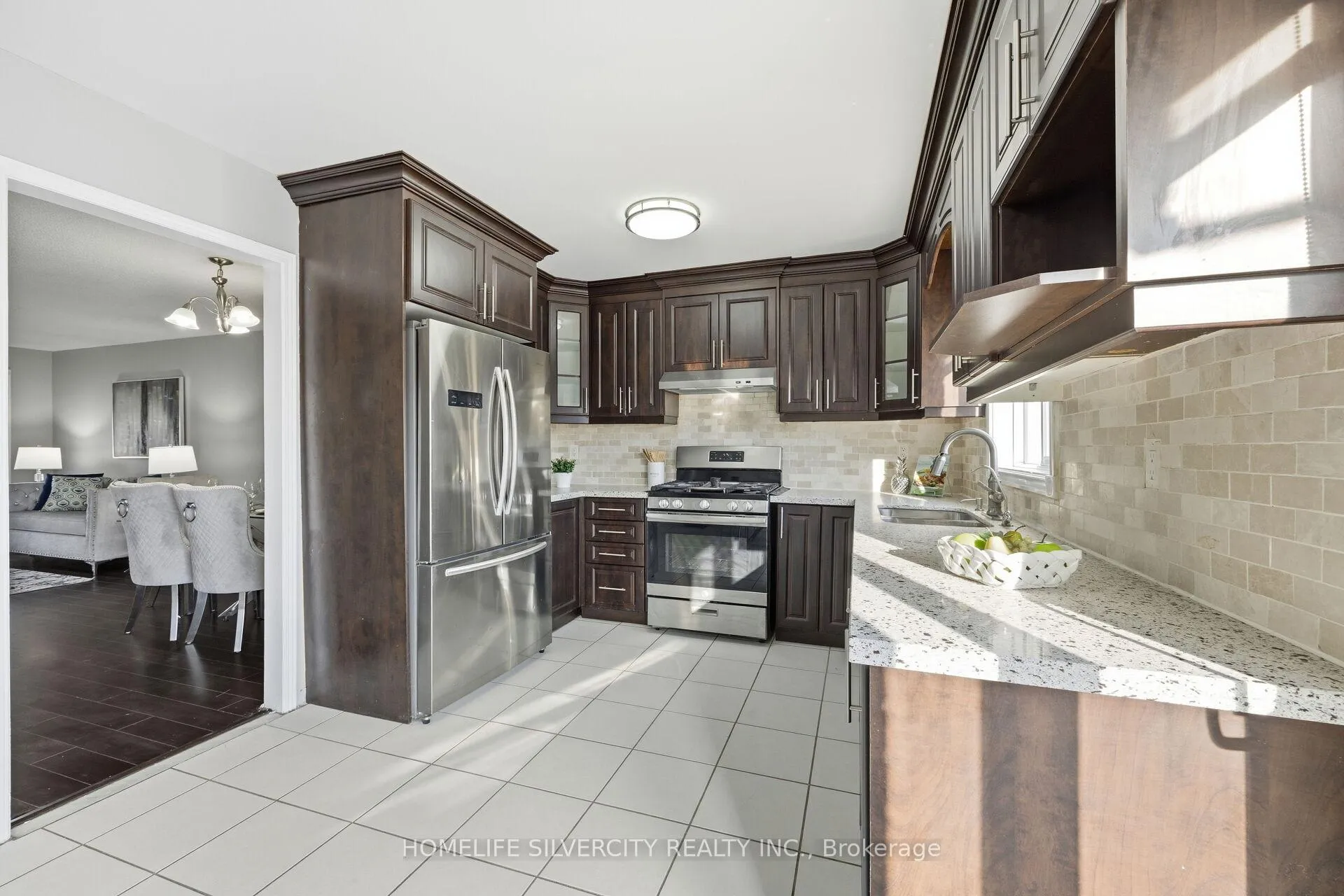 Photo 21 of 77 Tulip Drive, Brampton, Fletcher's Creek South — HOMEH