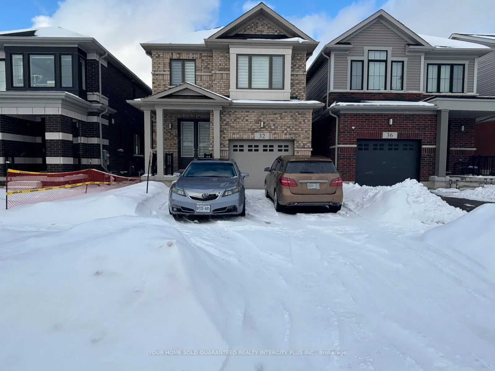 Front of 32 Crossmore Crescent