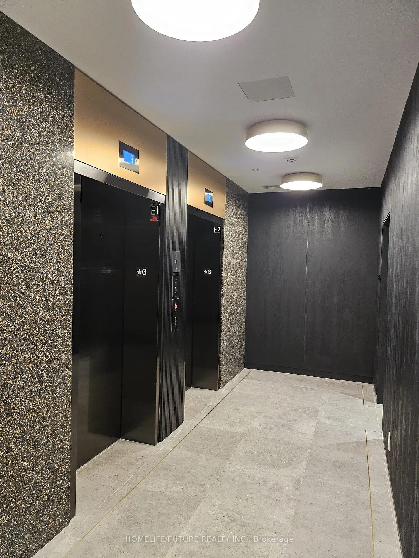 Photo 2 of Unit 207, 5 Lakeview Avenue, Toronto, Trinity-Bellwoods — HOMEH