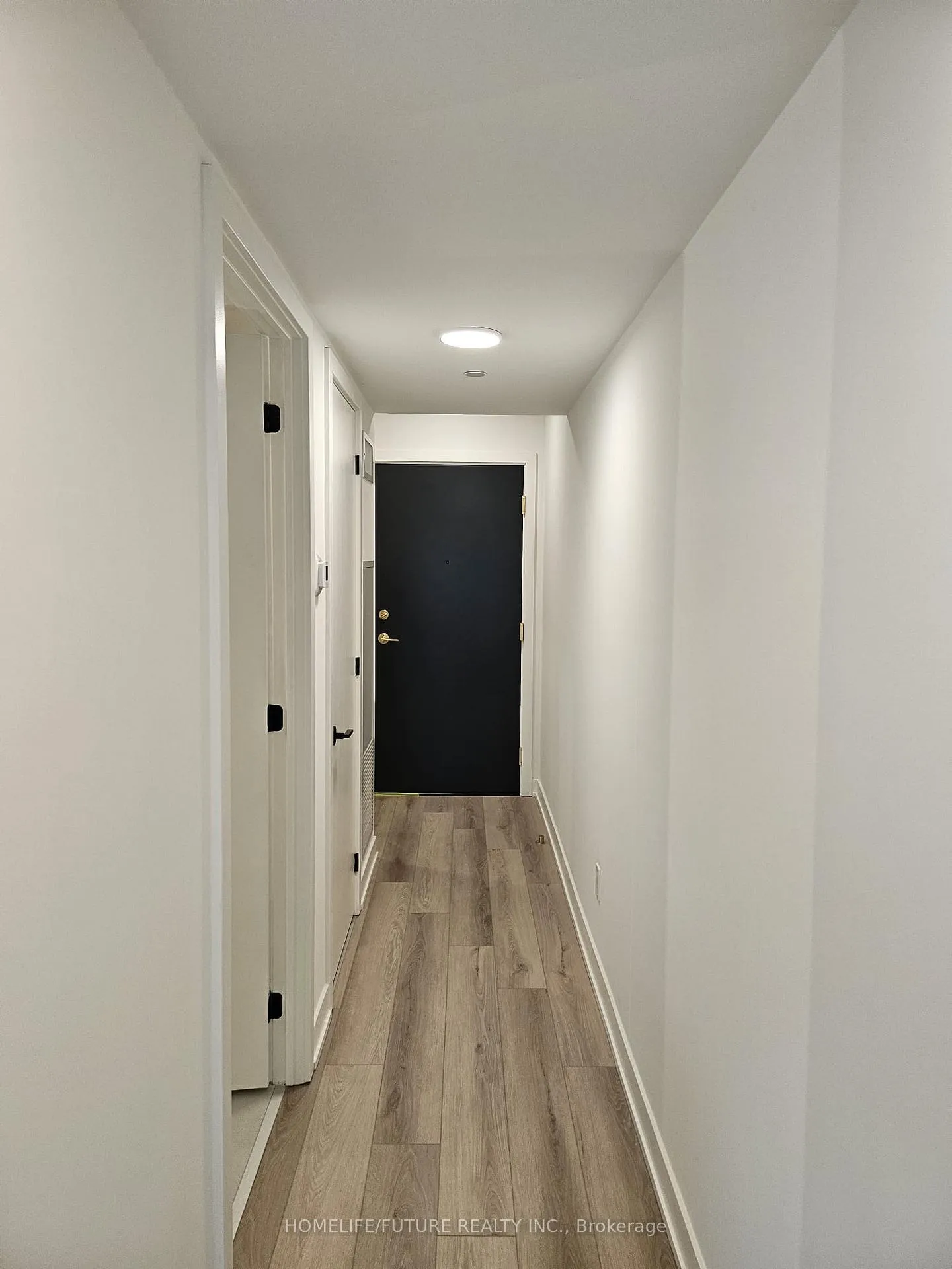 Photo 3 of Unit 207, 5 Lakeview Avenue, Toronto, Trinity-Bellwoods — HOMEH