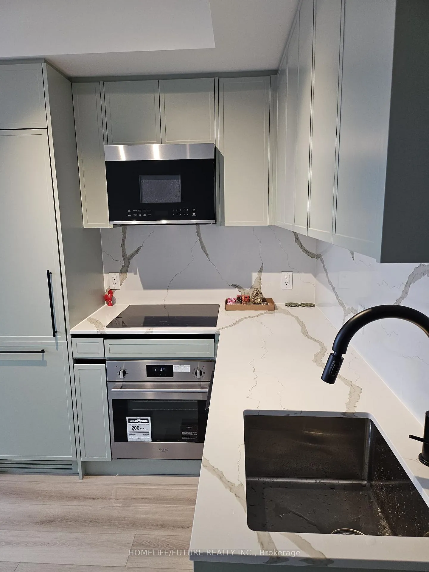 Photo 8 of Unit 207, 5 Lakeview Avenue, Toronto, Trinity-Bellwoods — HOMEH