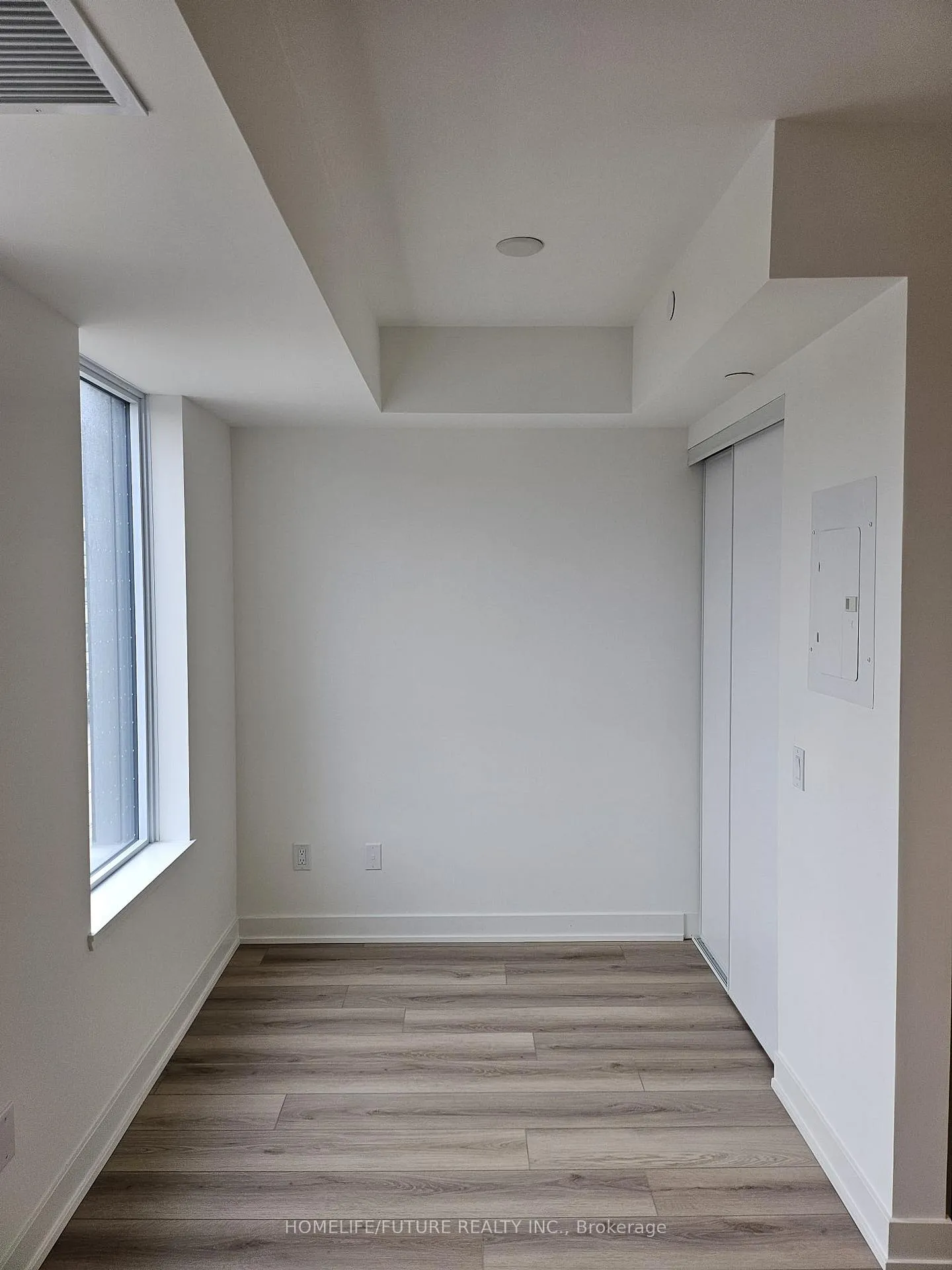Photo 9 of Unit 207, 5 Lakeview Avenue, Toronto, Trinity-Bellwoods — HOMEH