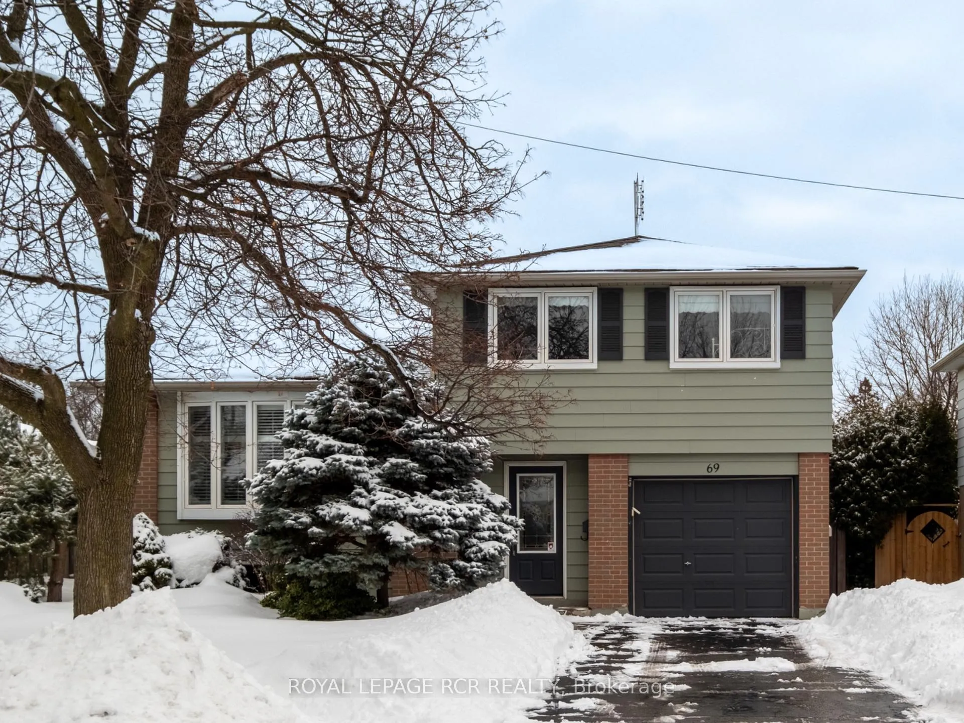 Photo 1 of 69 Bartley Bull Parkway, Brampton, Brampton East — HOMEH