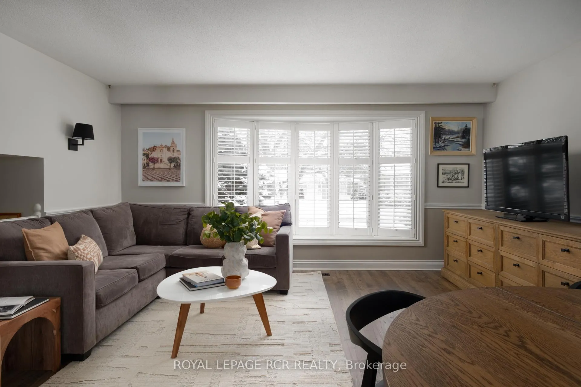 Photo 4 of 69 Bartley Bull Parkway, Brampton, Brampton East — HOMEH
