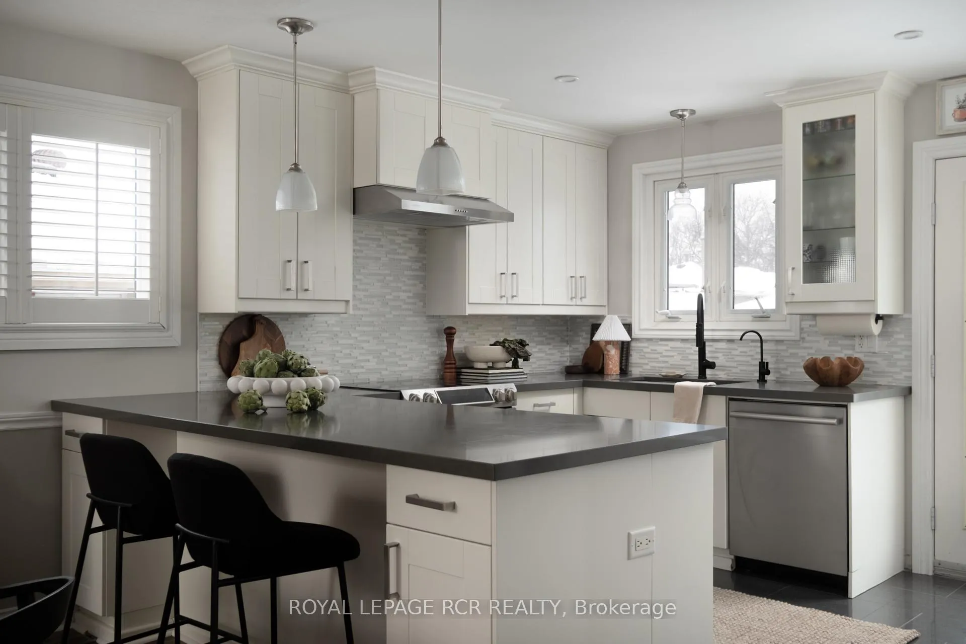 Photo 7 of 69 Bartley Bull Parkway, Brampton, Brampton East — HOMEH
