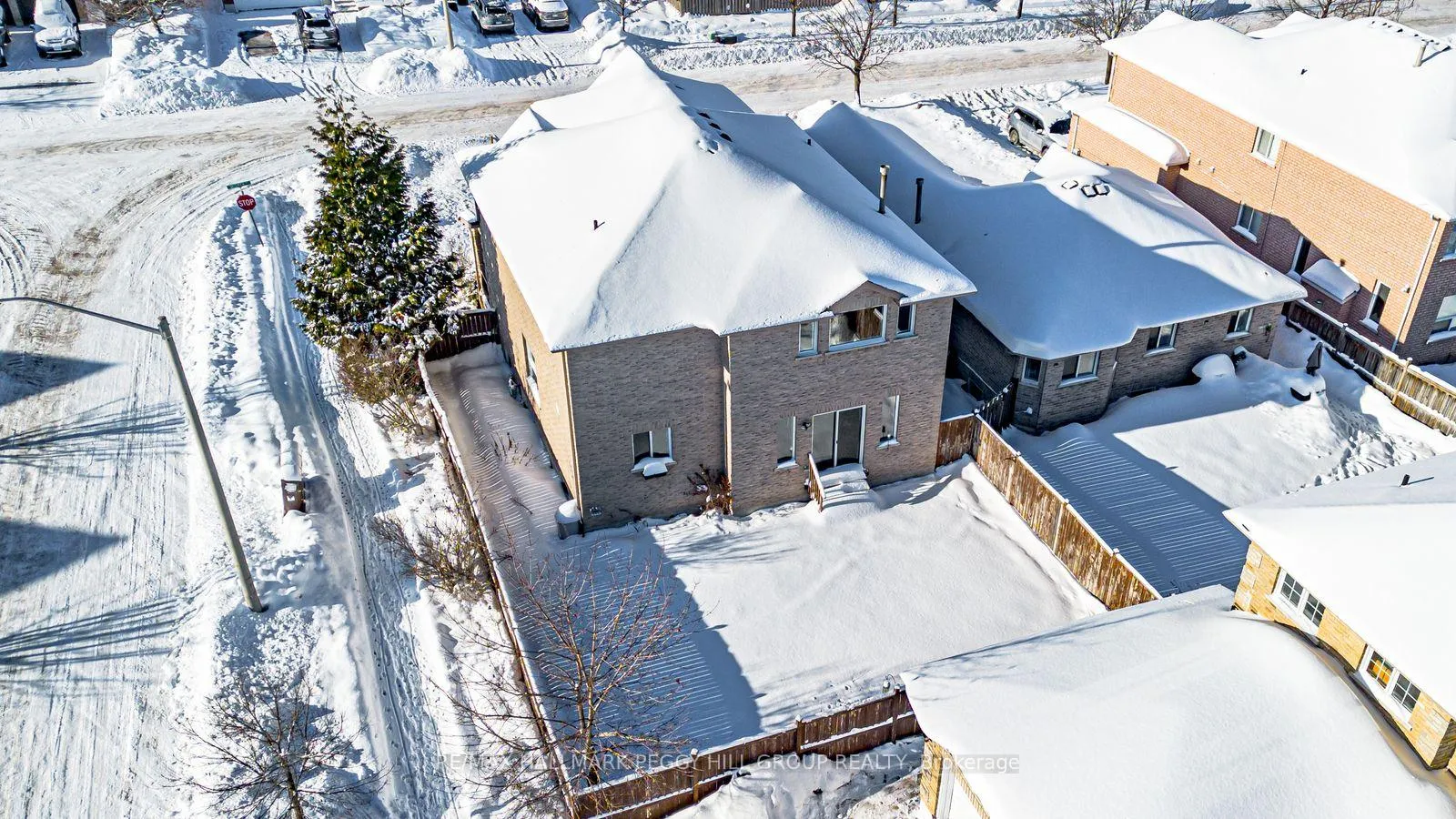 Photo 25 of 63 Wismer Avenue, Barrie, Northwest — HOMEH