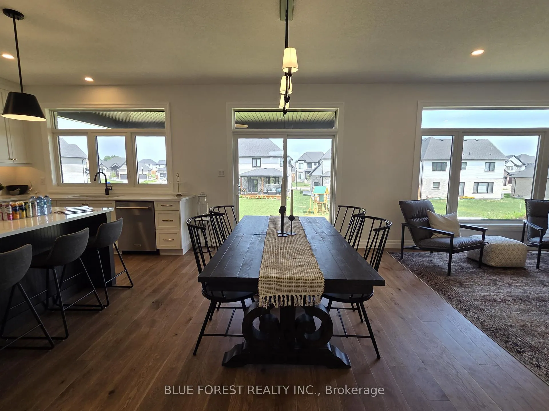 Photo 5 of 230 Harvest Lane, Thames Centre, Rural Thames Centre — HOMEH