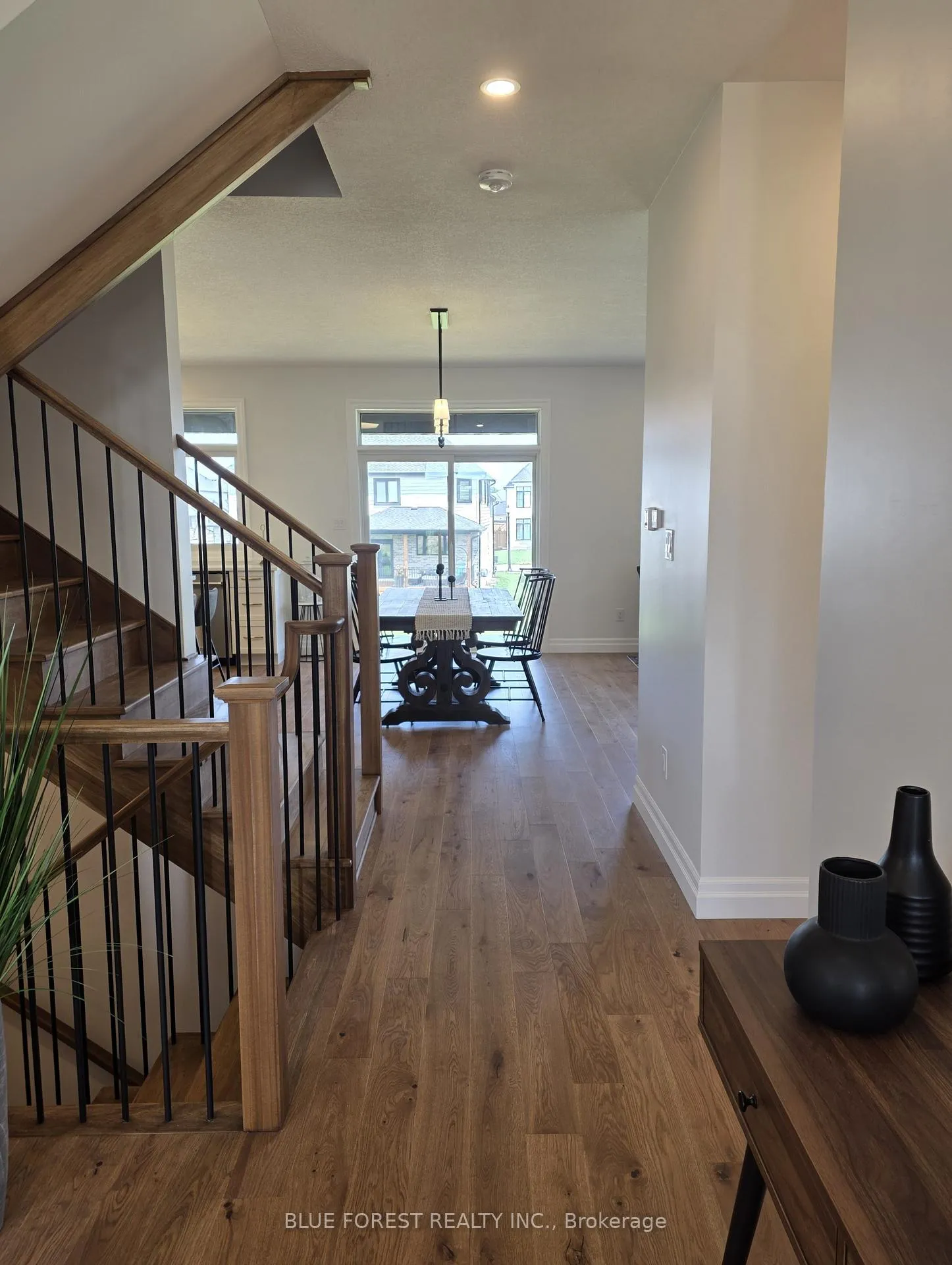 Photo 7 of 230 Harvest Lane, Thames Centre, Rural Thames Centre — HOMEH