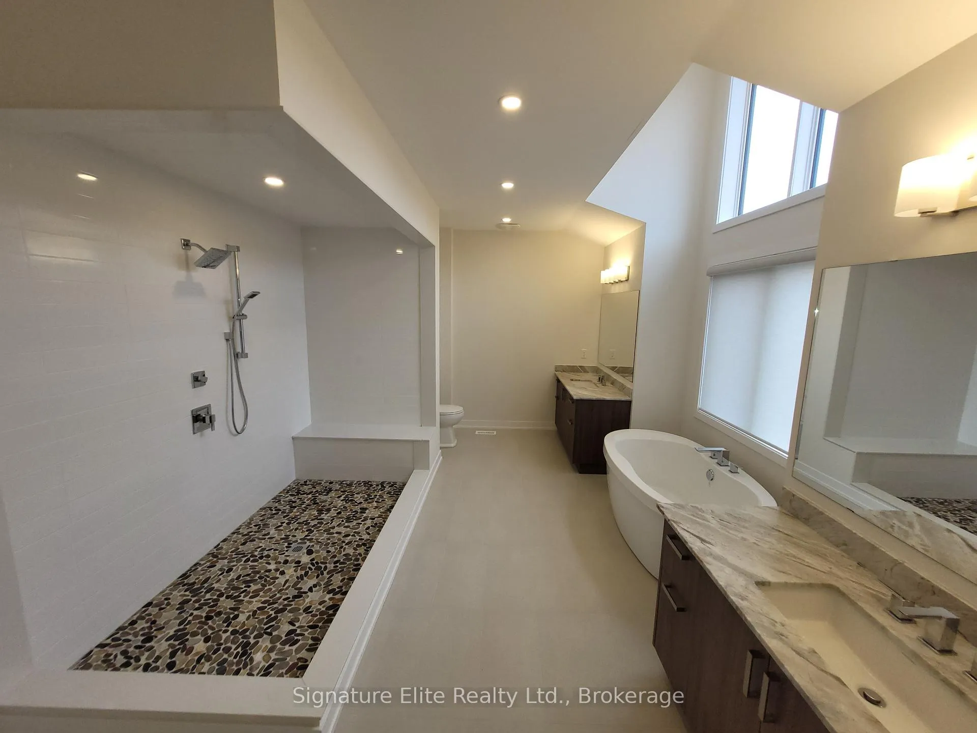 Photo 12 of 105 Cattail Crescent, Blue Mountains — HOMEH
