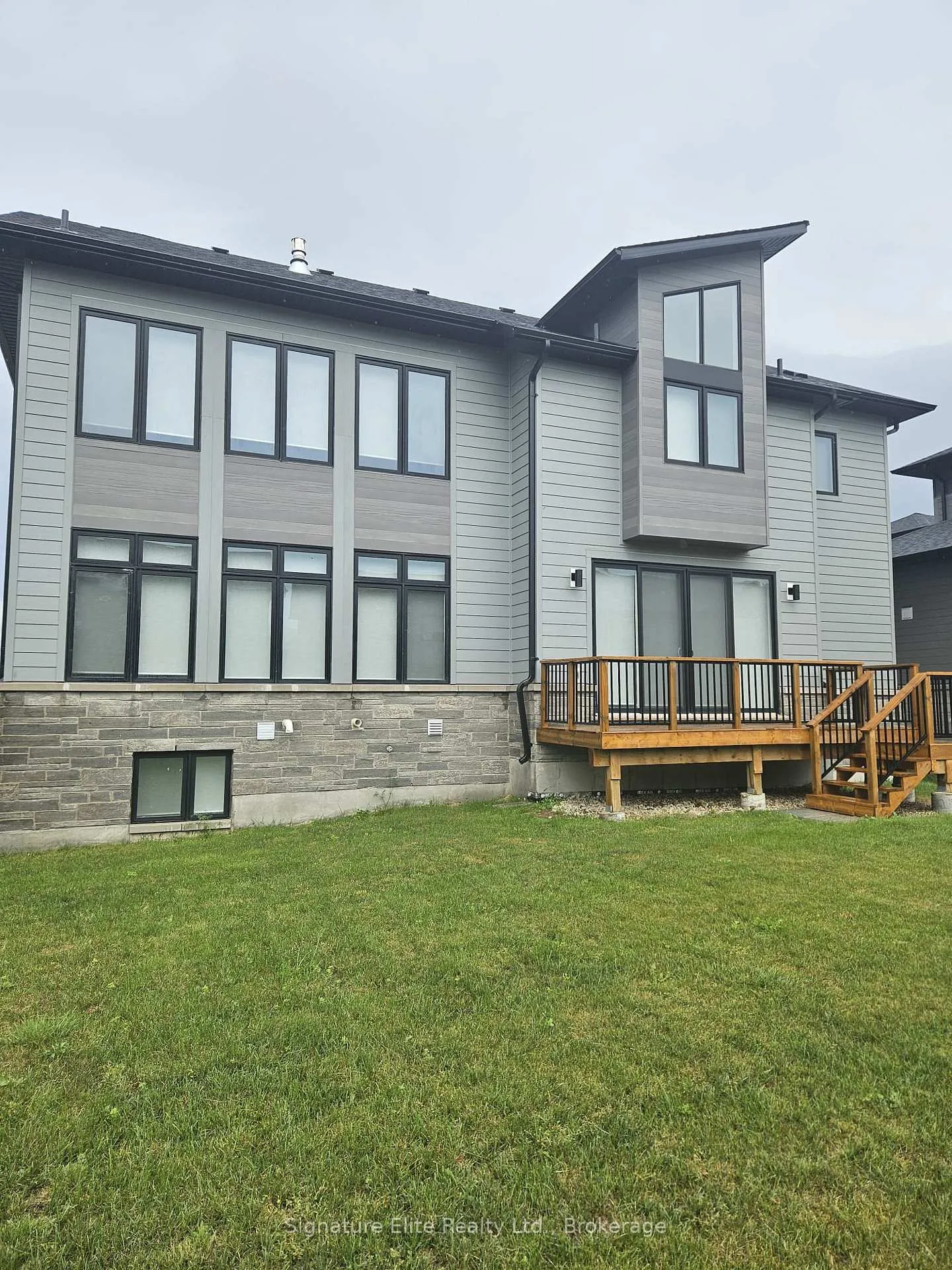 Photo 20 of 105 Cattail Crescent, Blue Mountains — HOMEH