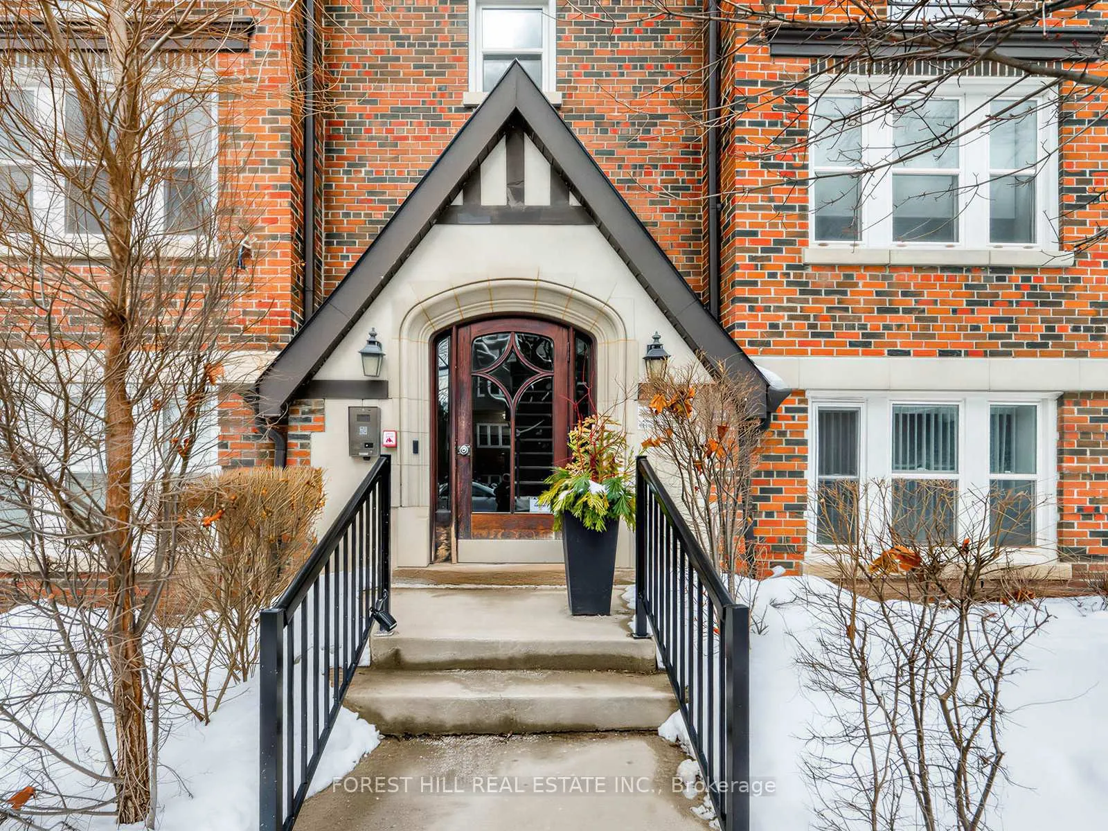 Photo 2 of Unit 7, 312 Lonsdale Road, Toronto, Forest Hill South — HOMEH
