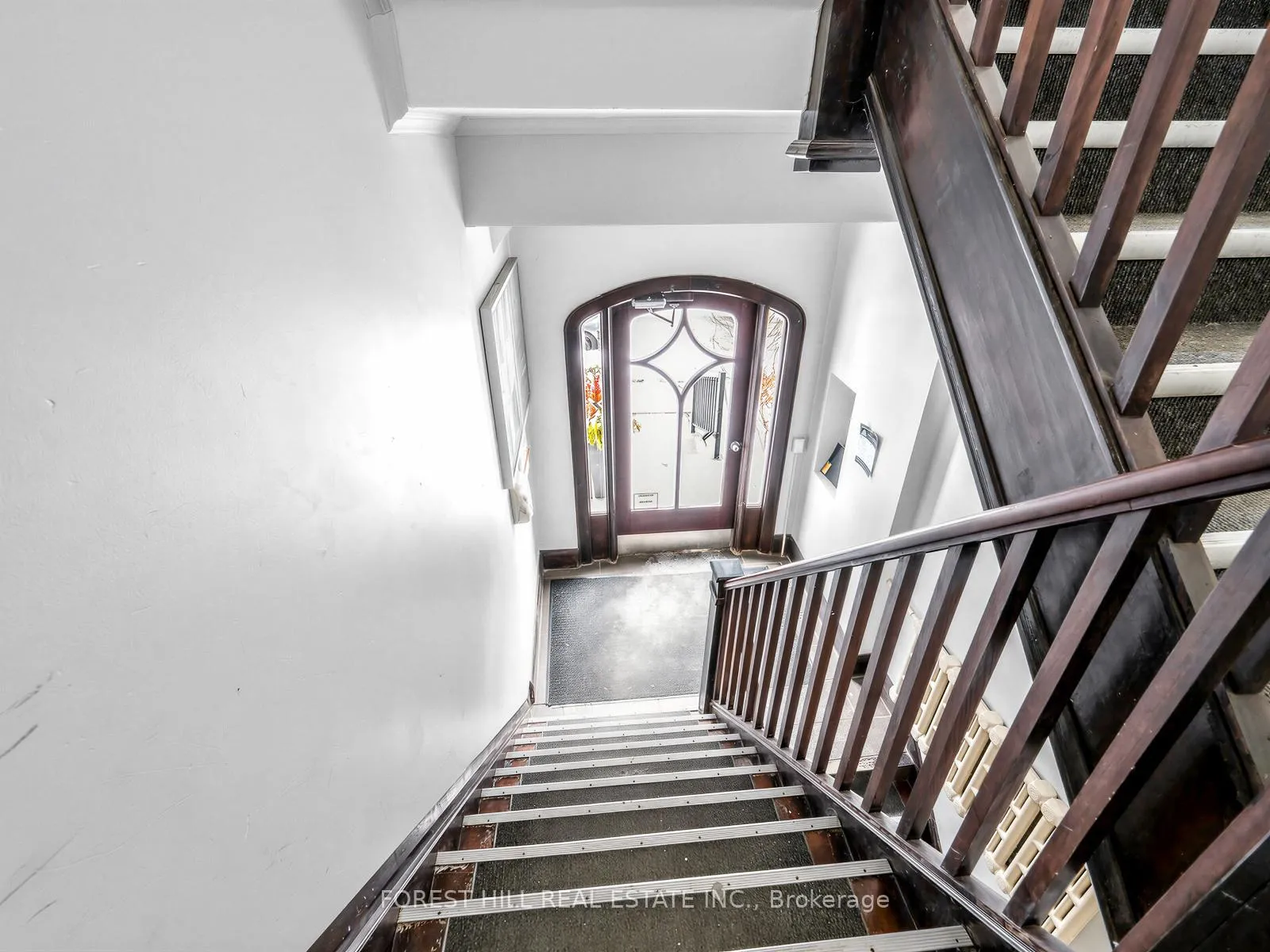Photo 3 of Unit 7, 312 Lonsdale Road, Toronto, Forest Hill South — HOMEH