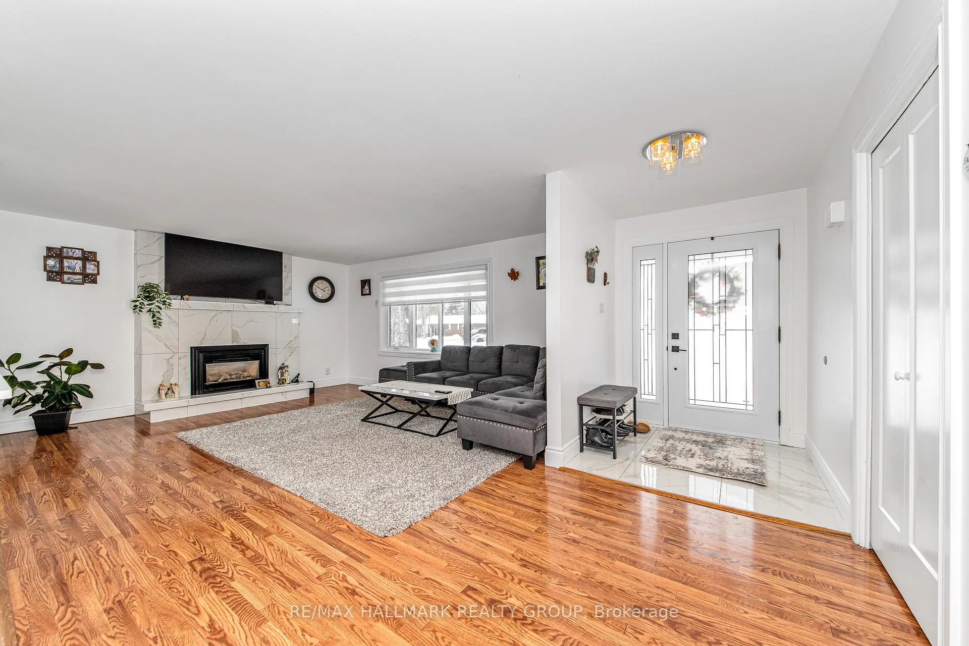Photo 5 of 1190 Maple Avenue, Ottawa, Manotick Village & Manotick Estates — HOMEH