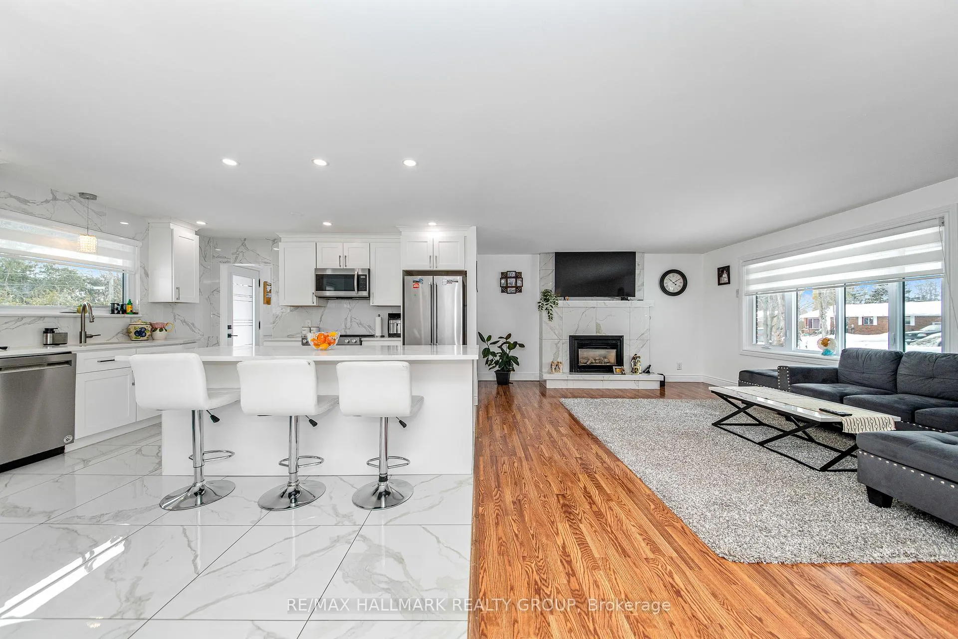 Photo 10 of 1190 Maple Avenue, Ottawa, Manotick Village & Manotick Estates — HOMEH