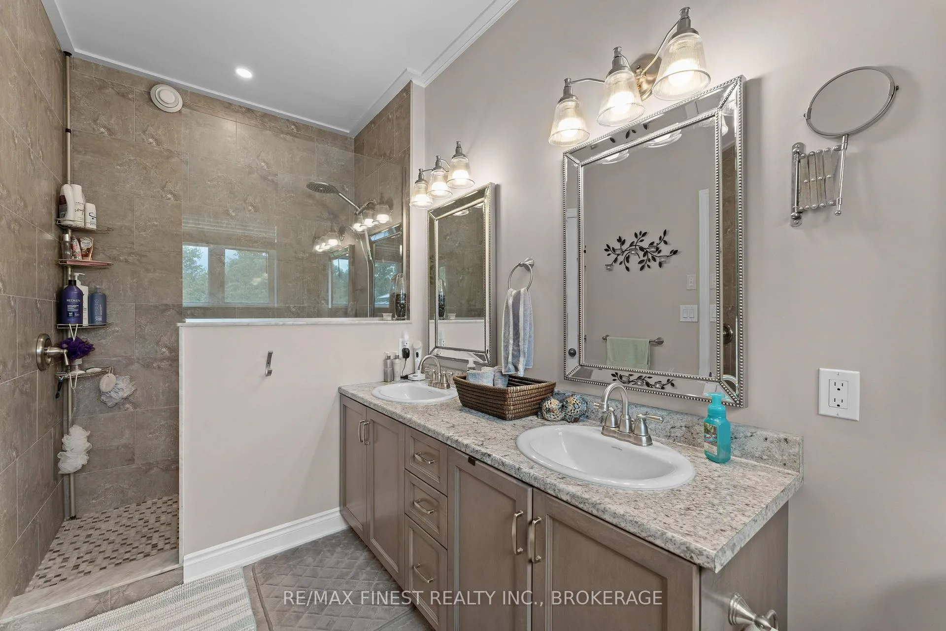 Photo 22 of 3527 Battersea Road, Frontenac, Frontenac South — HOMEH
