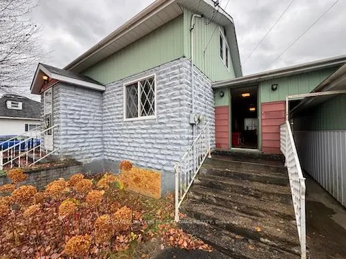 Photo 2 of 604 Perth Street, Pembroke — HOMEH