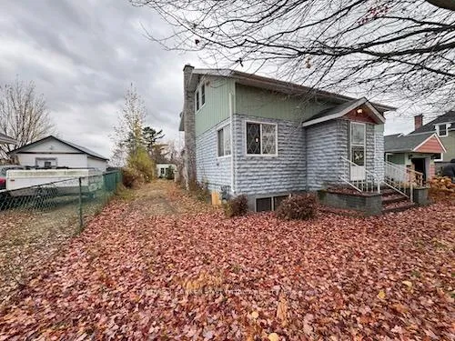 Photo 3 of 604 Perth Street, Pembroke — HOMEH