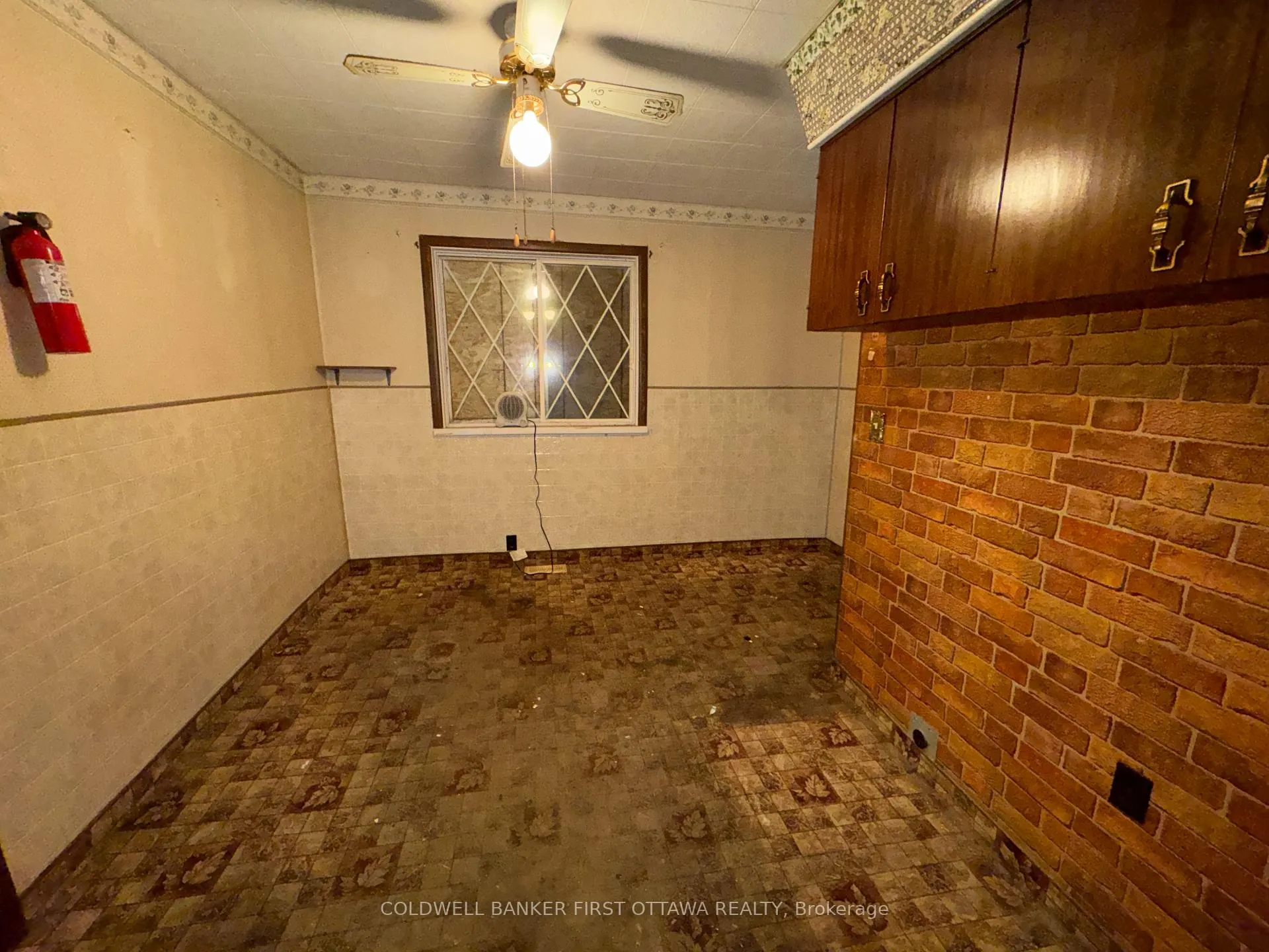 Photo 8 of 604 Perth Street, Pembroke — HOMEH