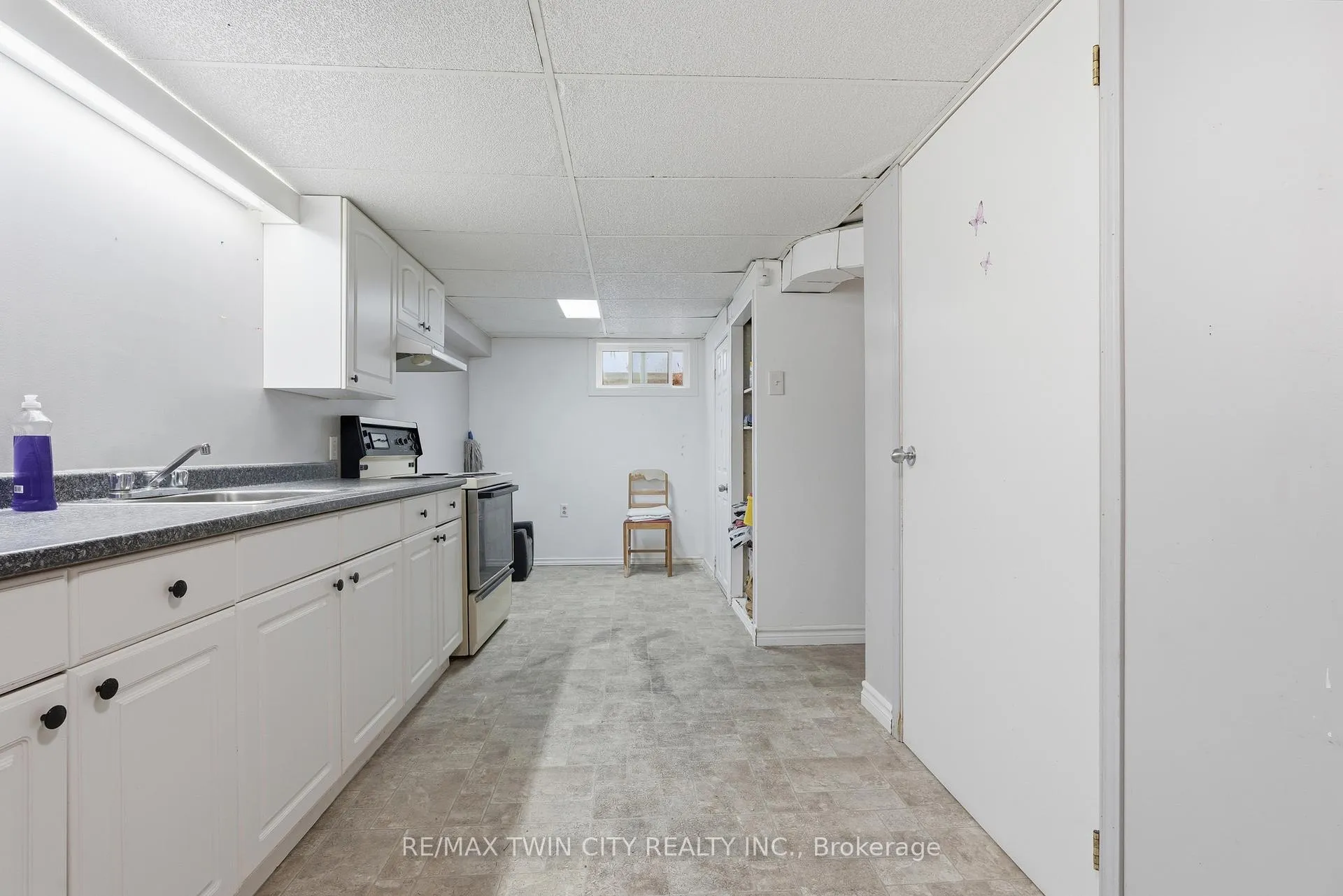 Photo 27 of 18 Harber Avenue, Kitchener — HOMEH