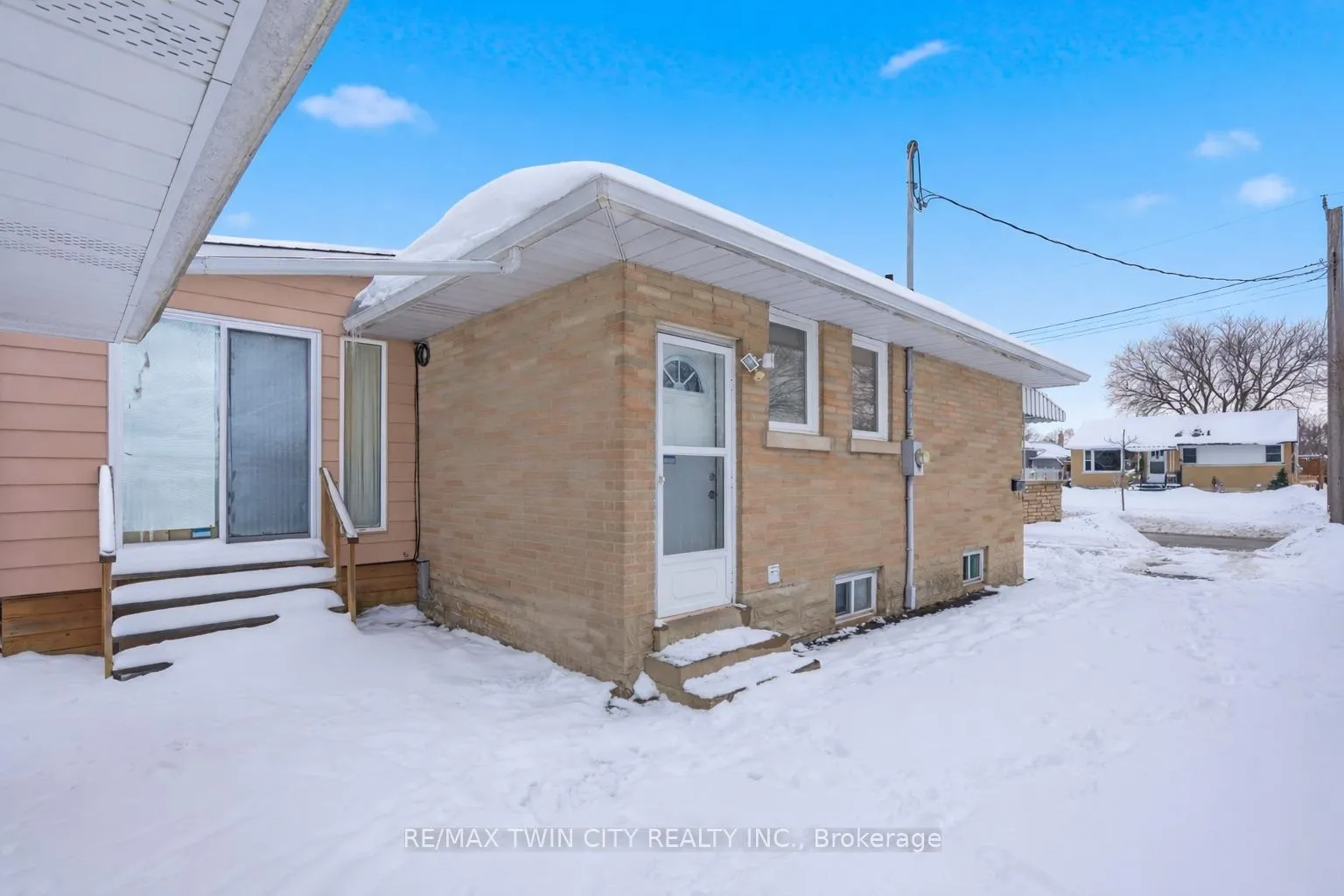 Photo 38 of 18 Harber Avenue, Kitchener — HOMEH