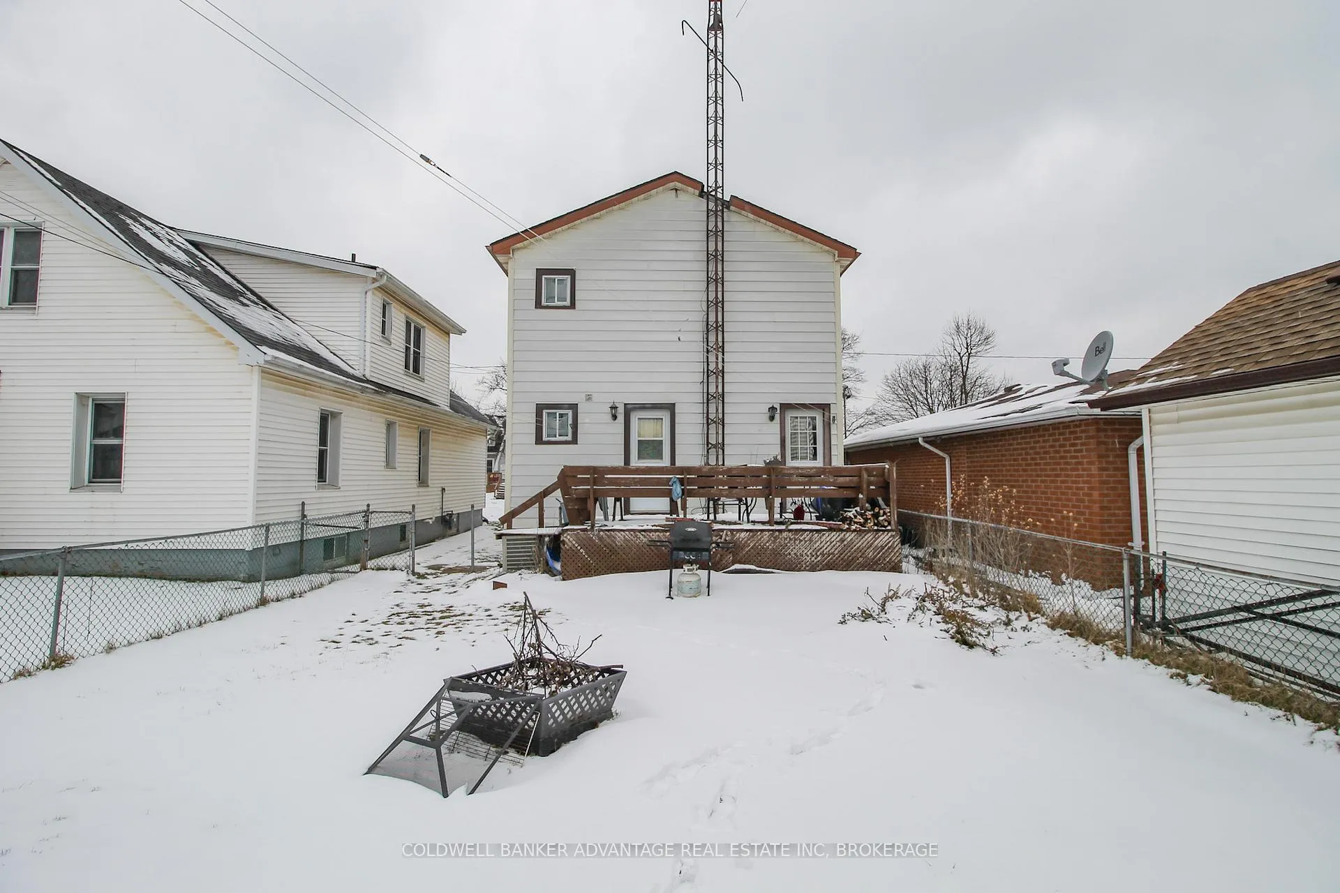 Photo 8 of 236 Wallace Avenue S, Welland, Lincoln/Crowland — HOMEH