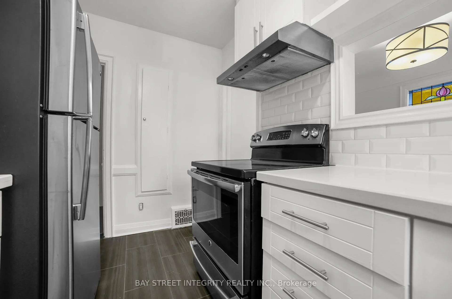 Photo 14 of 53 Paradise Road S, Hamilton, Westdale — HOMEH