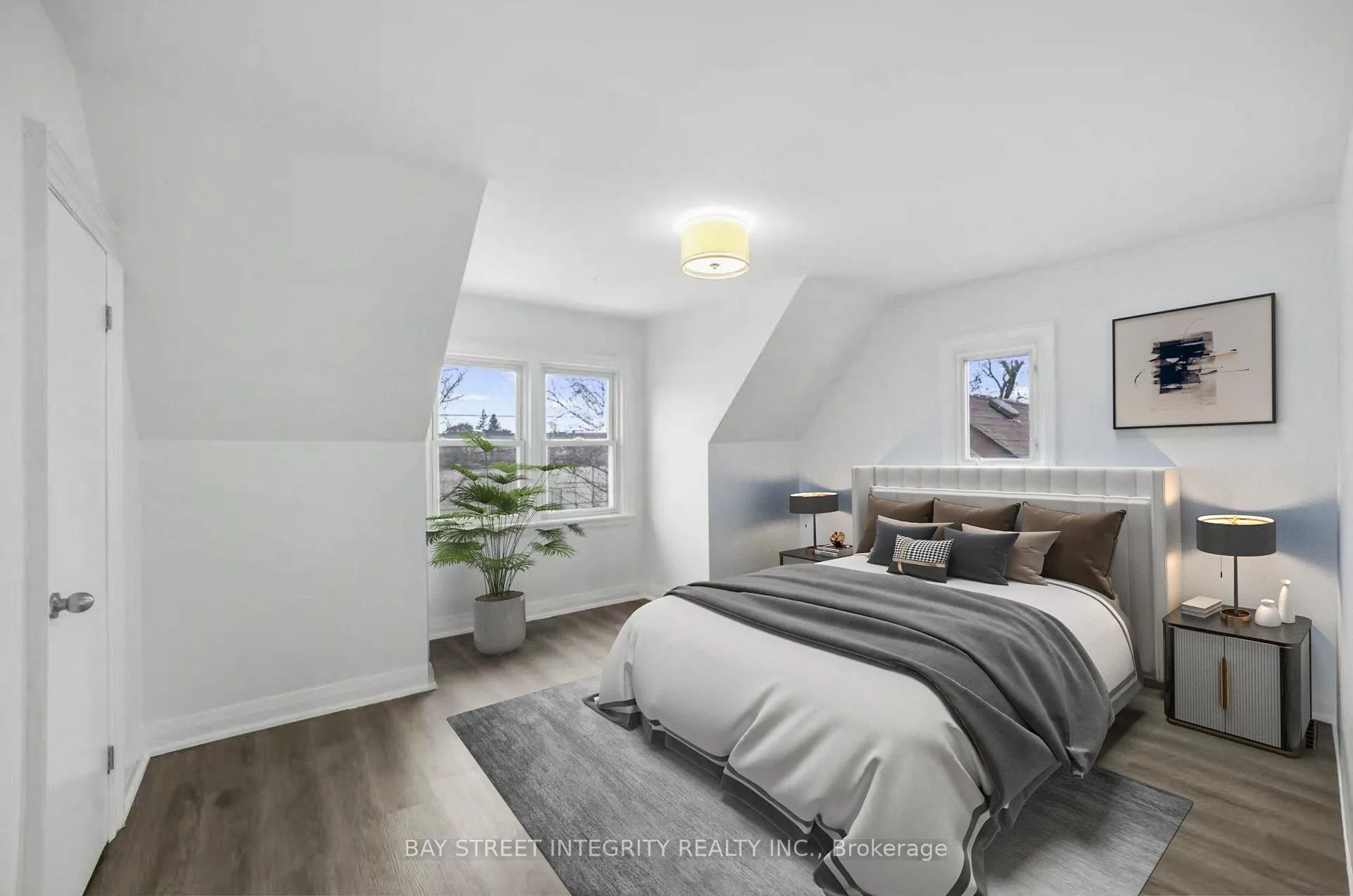 Photo 16 of 53 Paradise Road S, Hamilton, Westdale — HOMEH