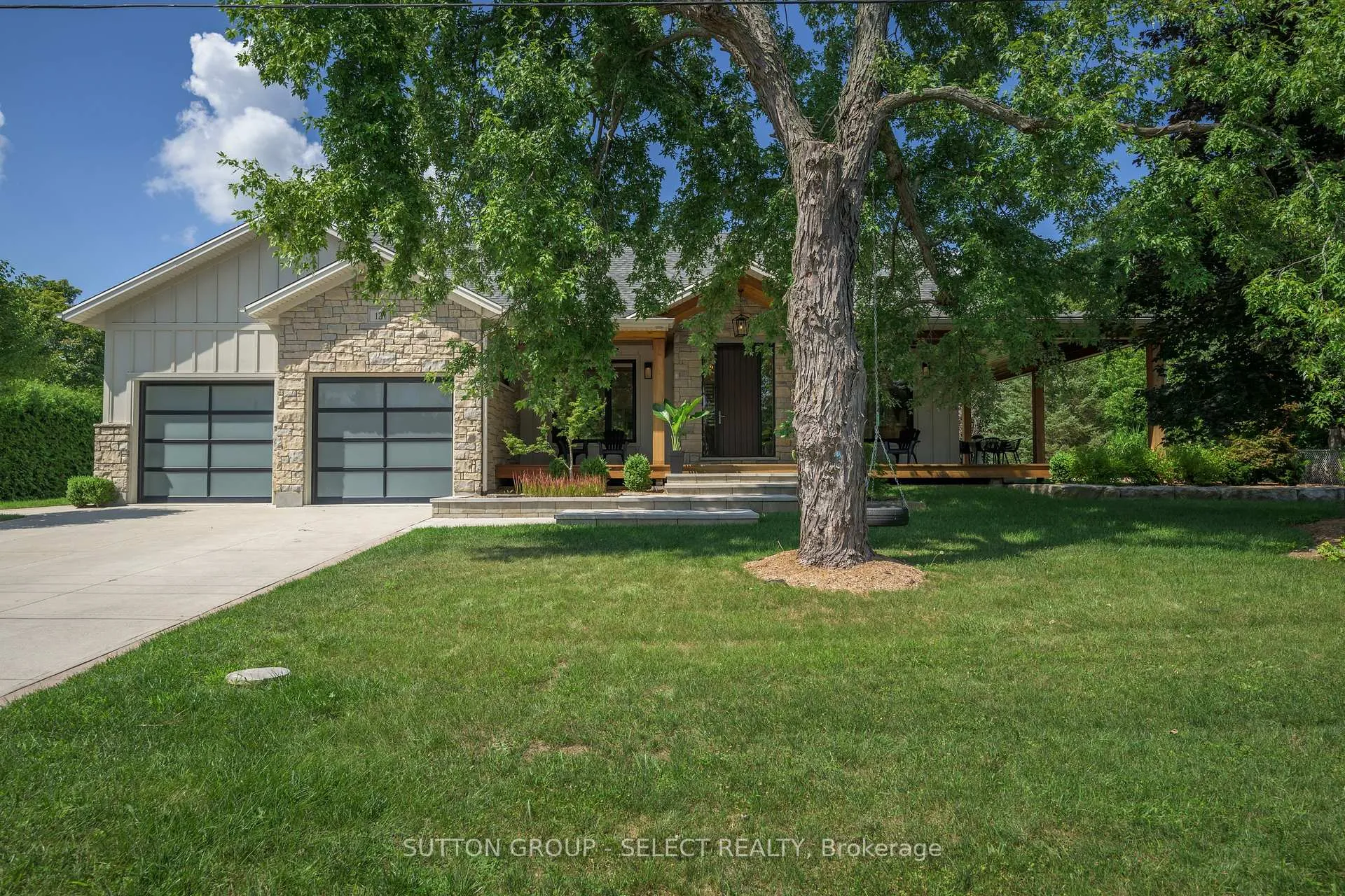 Photo 1 of 12 Parkland Place, Middlesex Centre, Kilworth — HOMEH