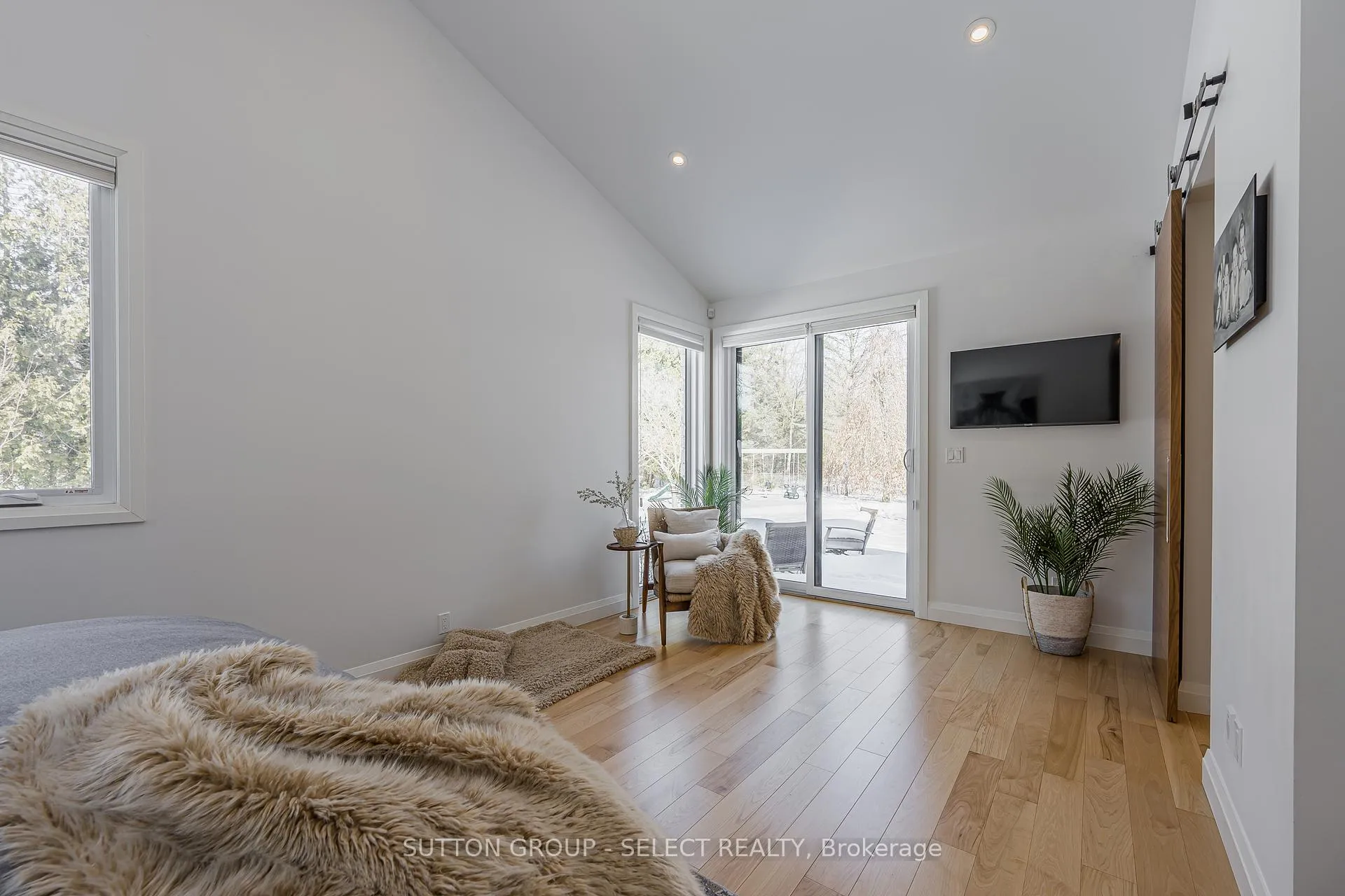 Photo 26 of 12 Parkland Place, Middlesex Centre, Kilworth — HOMEH