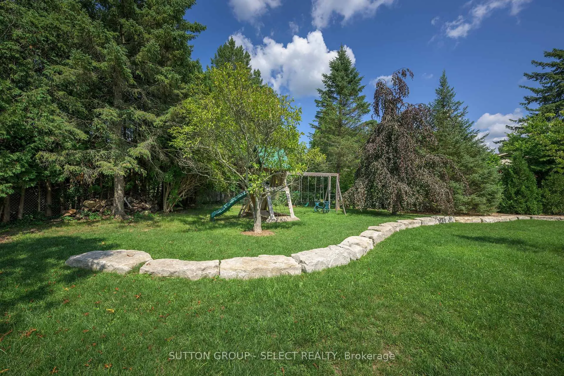 Photo 43 of 12 Parkland Place, Middlesex Centre, Kilworth — HOMEH