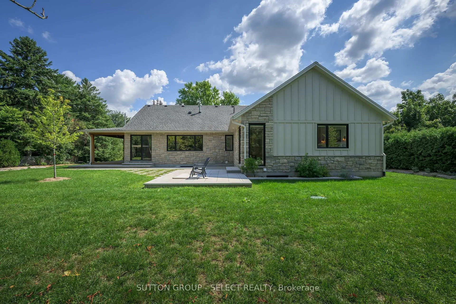 Photo 44 of 12 Parkland Place, Middlesex Centre, Kilworth — HOMEH