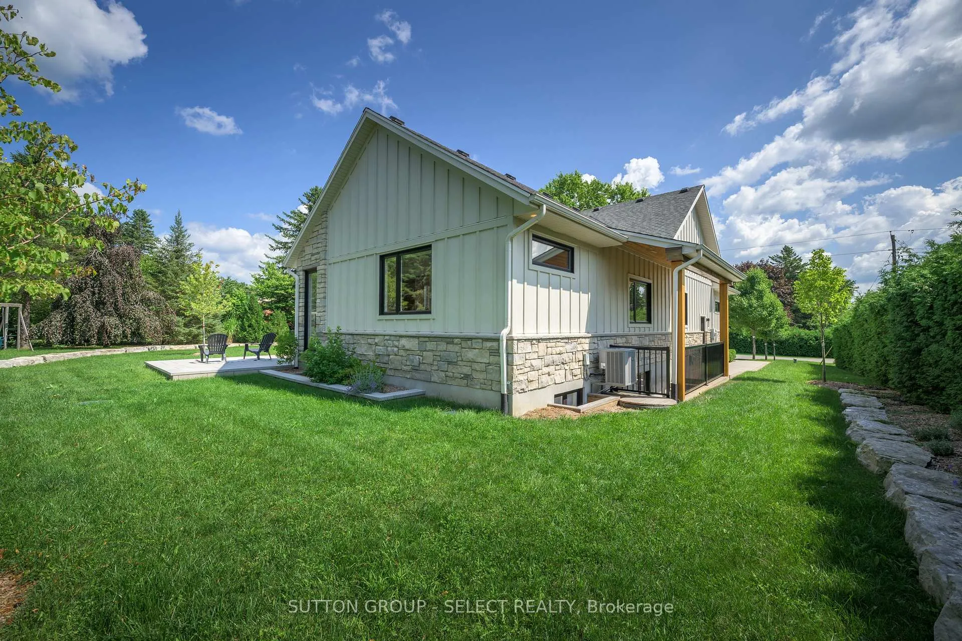 Photo 46 of 12 Parkland Place, Middlesex Centre, Kilworth — HOMEH