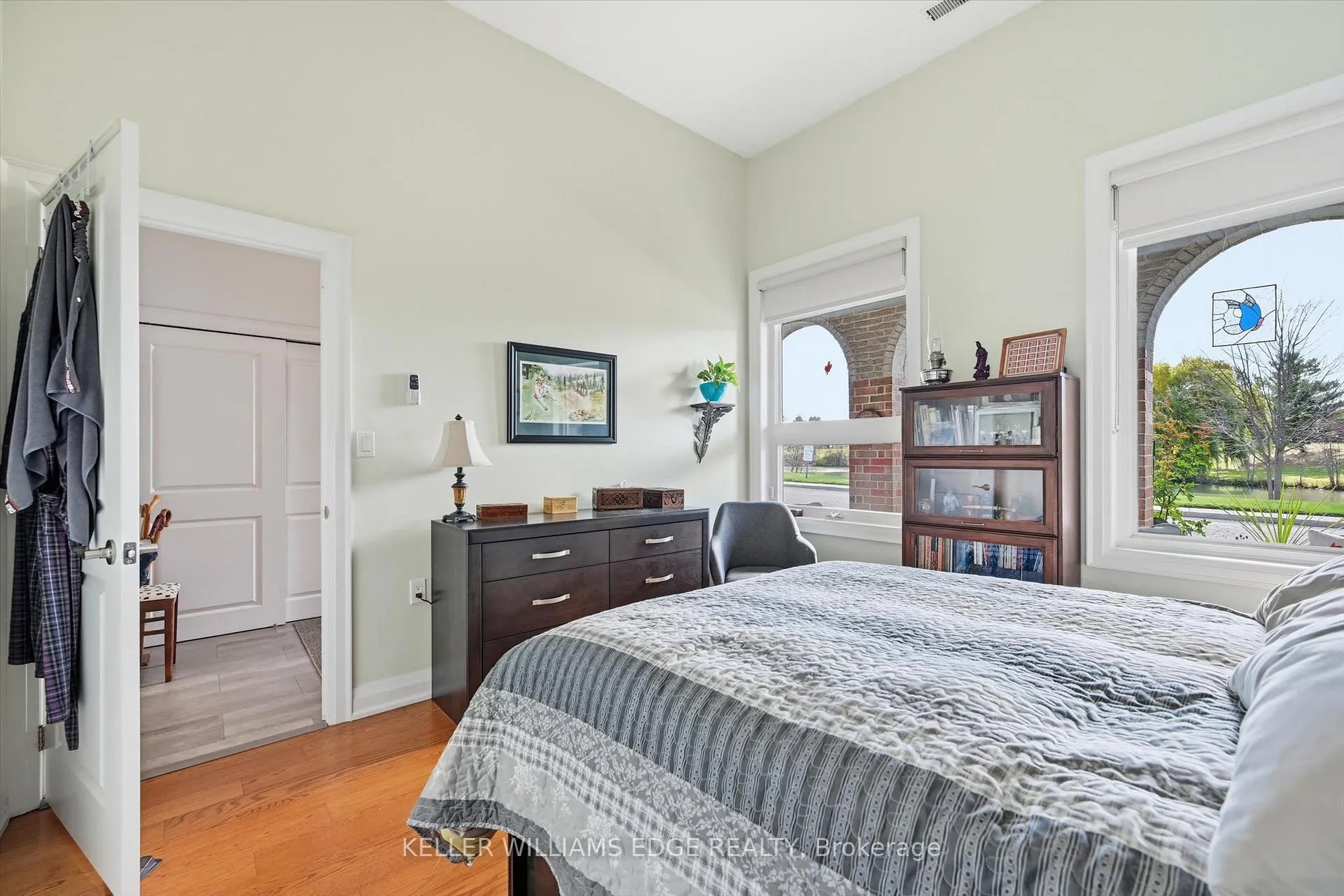 Photo 6 of 34 Cardinal Mindszenty Boulevard, Hamilton, Kennedy — HOMEH
