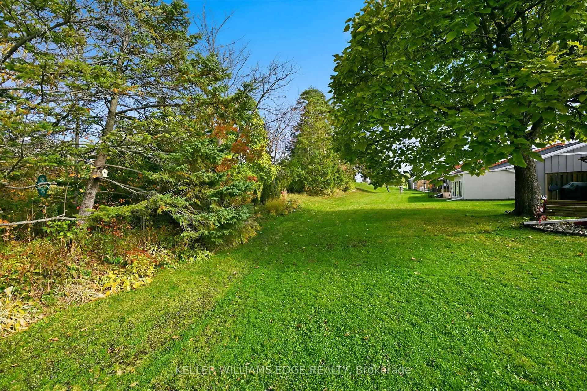 Photo 35 of 34 Cardinal Mindszenty Boulevard, Hamilton, Kennedy — HOMEH