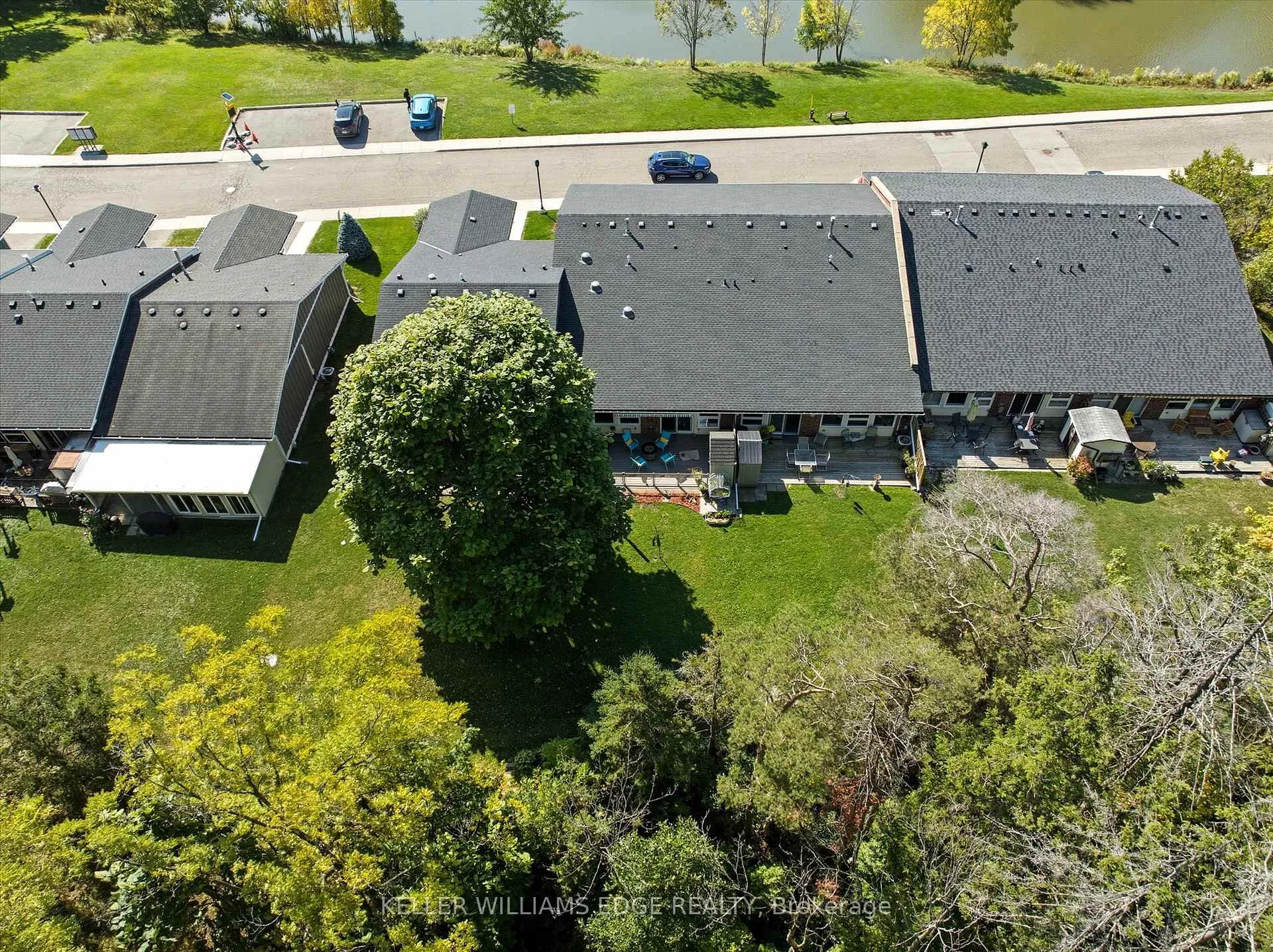 Photo 38 of 34 Cardinal Mindszenty Boulevard, Hamilton, Kennedy — HOMEH