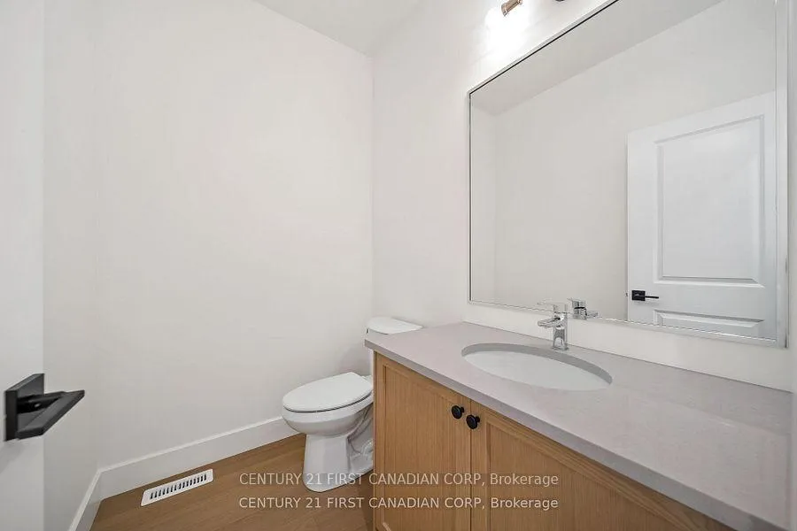 Photo 11 of 147-31(21) Scotts Drive, Lucan Biddulph, Lucan — HOMEH